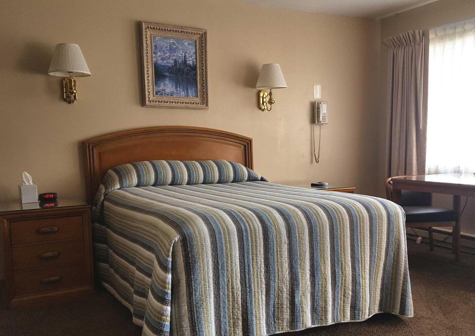 Bristlecone Motel photo 23