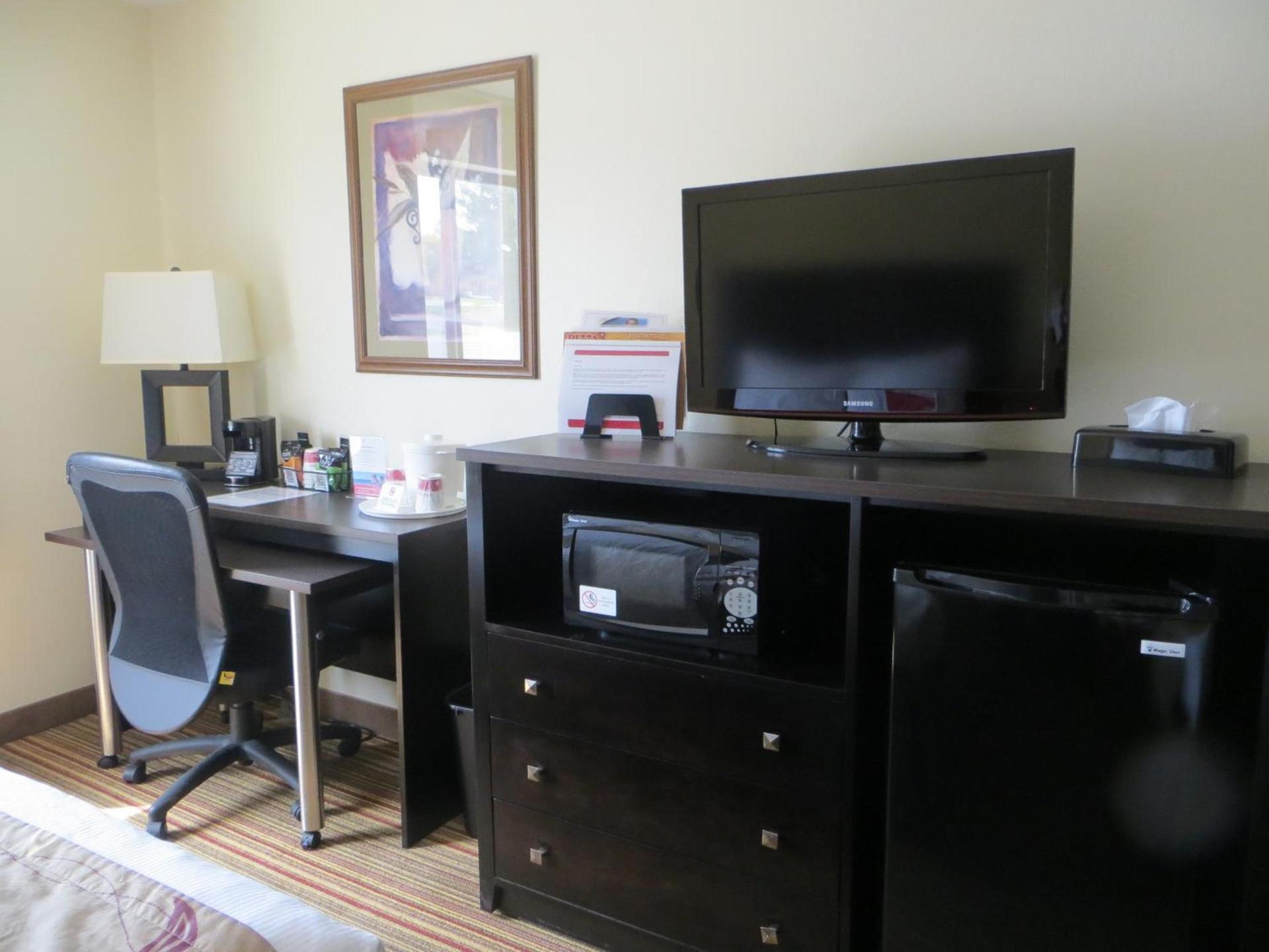 Ramada by Wyndham Wisconsin Dells I-90 photo 22