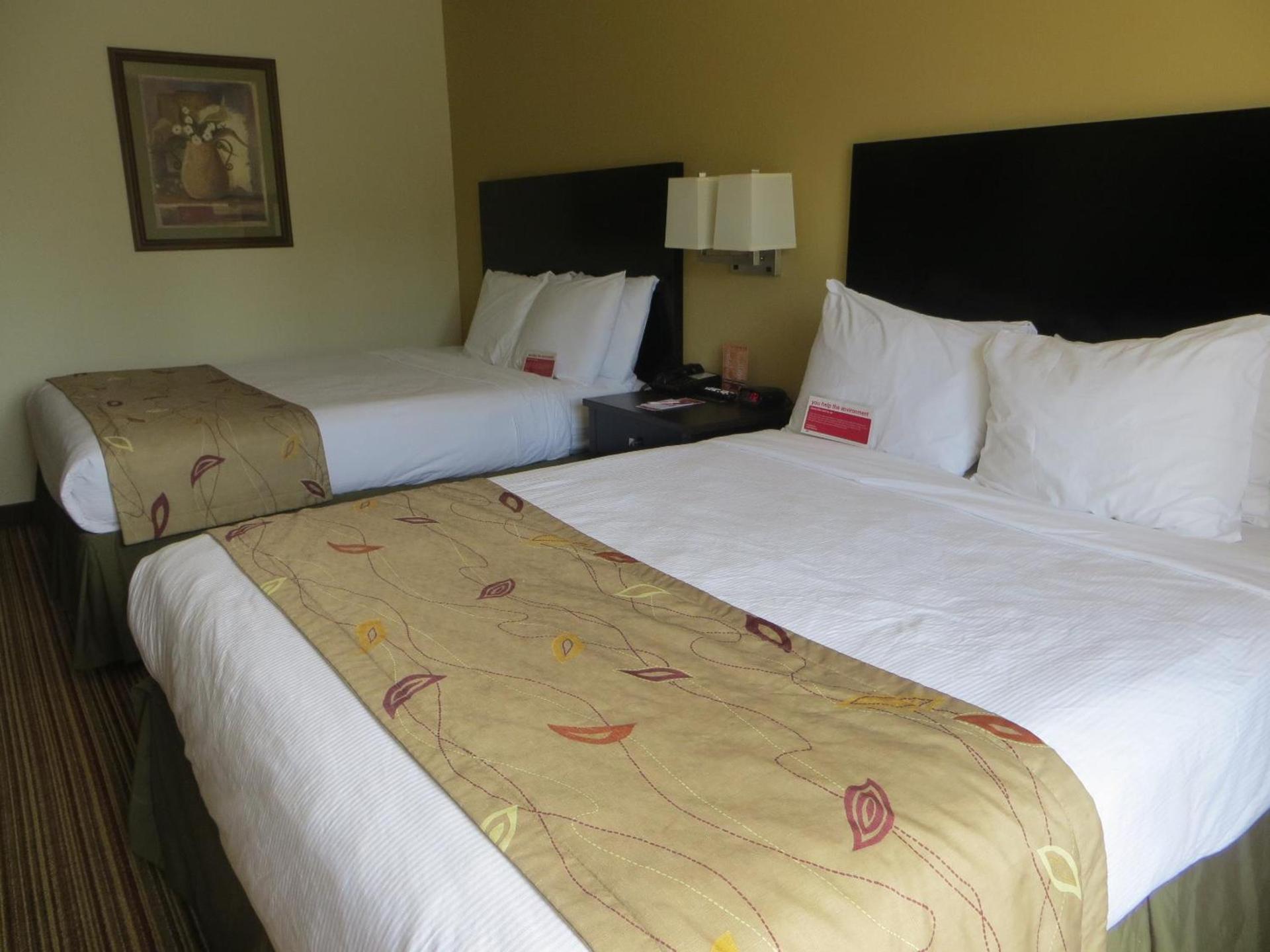 Ramada by Wyndham Wisconsin Dells I-90 photo 20