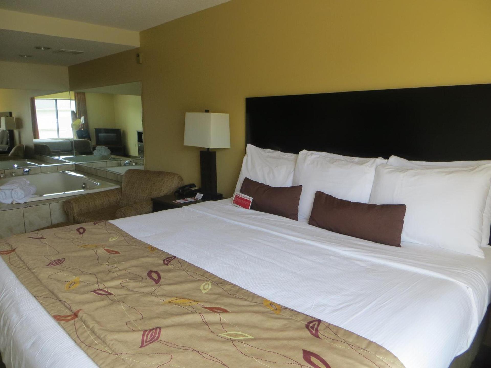 Ramada by Wyndham Wisconsin Dells I-90 photo 34