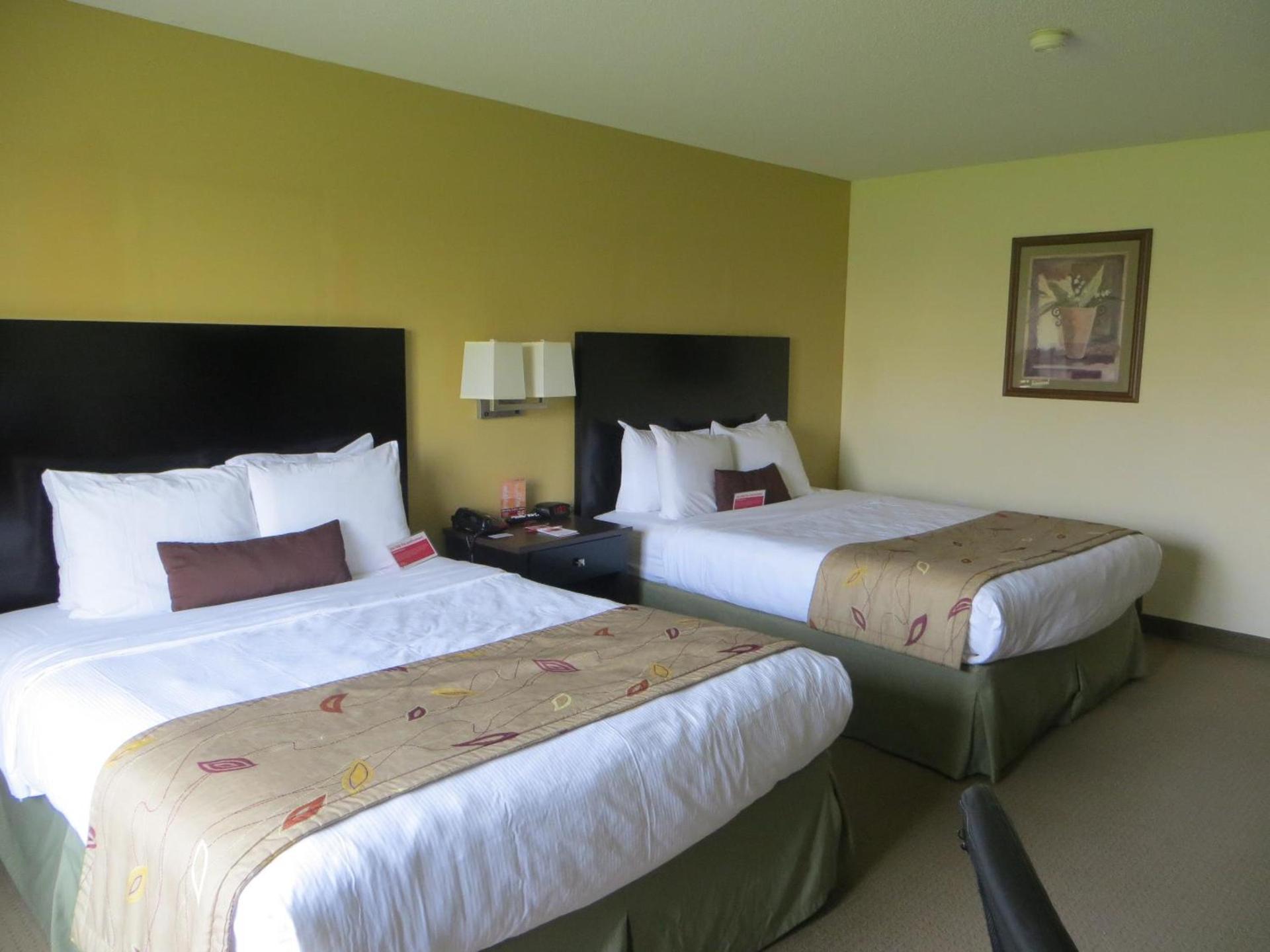 Ramada by Wyndham Wisconsin Dells I-90 photo 37