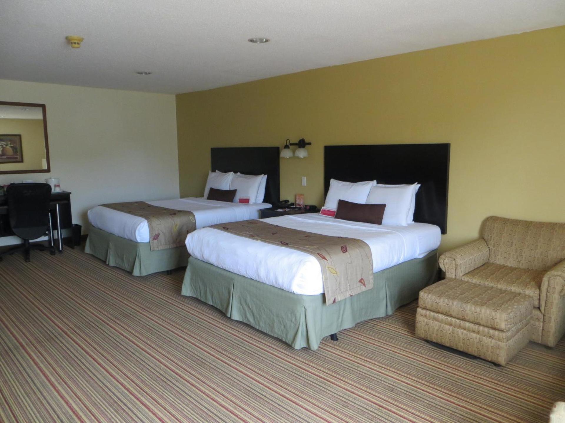 Ramada by Wyndham Wisconsin Dells I-90 photo 42