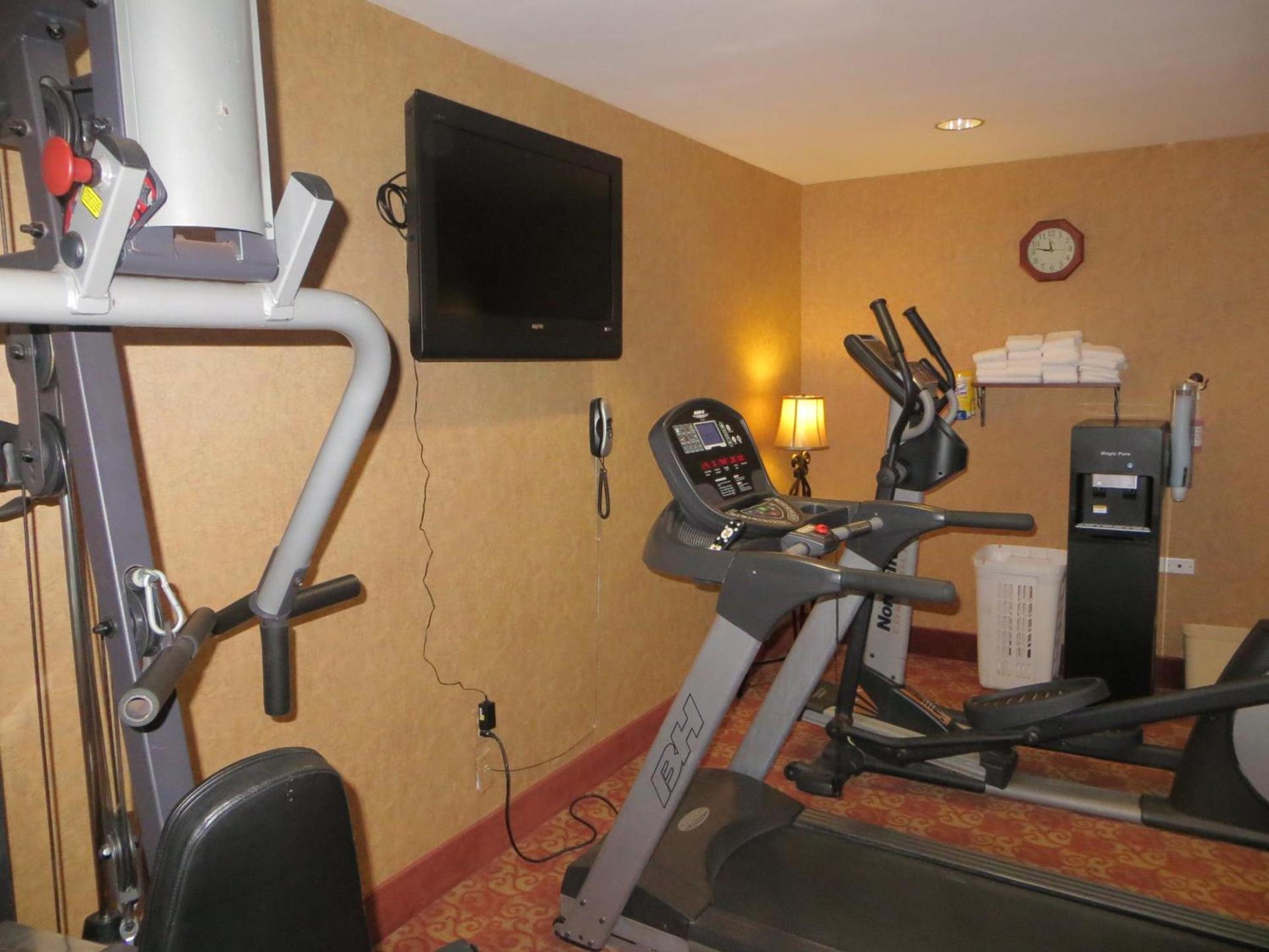 Ramada by Wyndham Wisconsin Dells I-90 photo 48