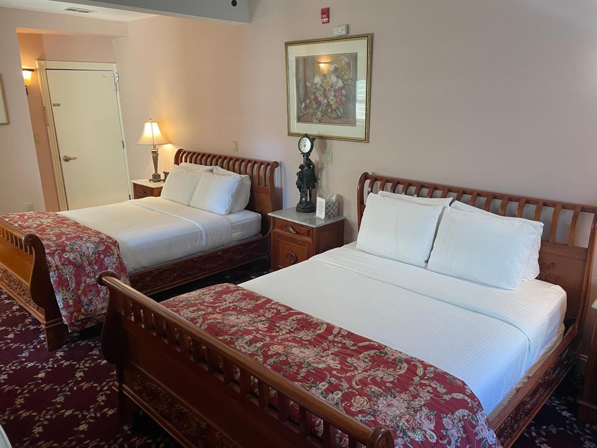 Laingdon Hotel photo 40