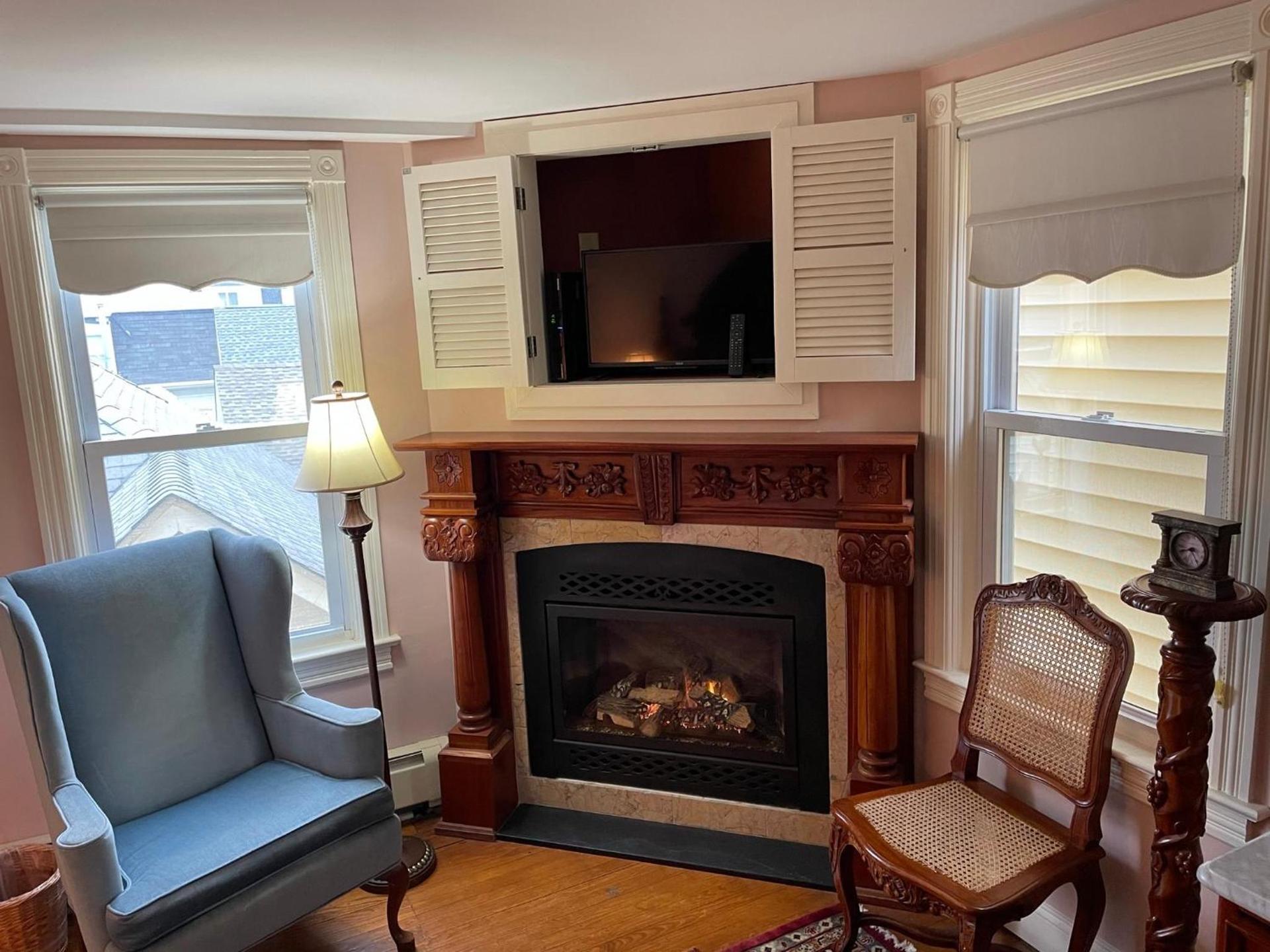 Laingdon Hotel photo 34