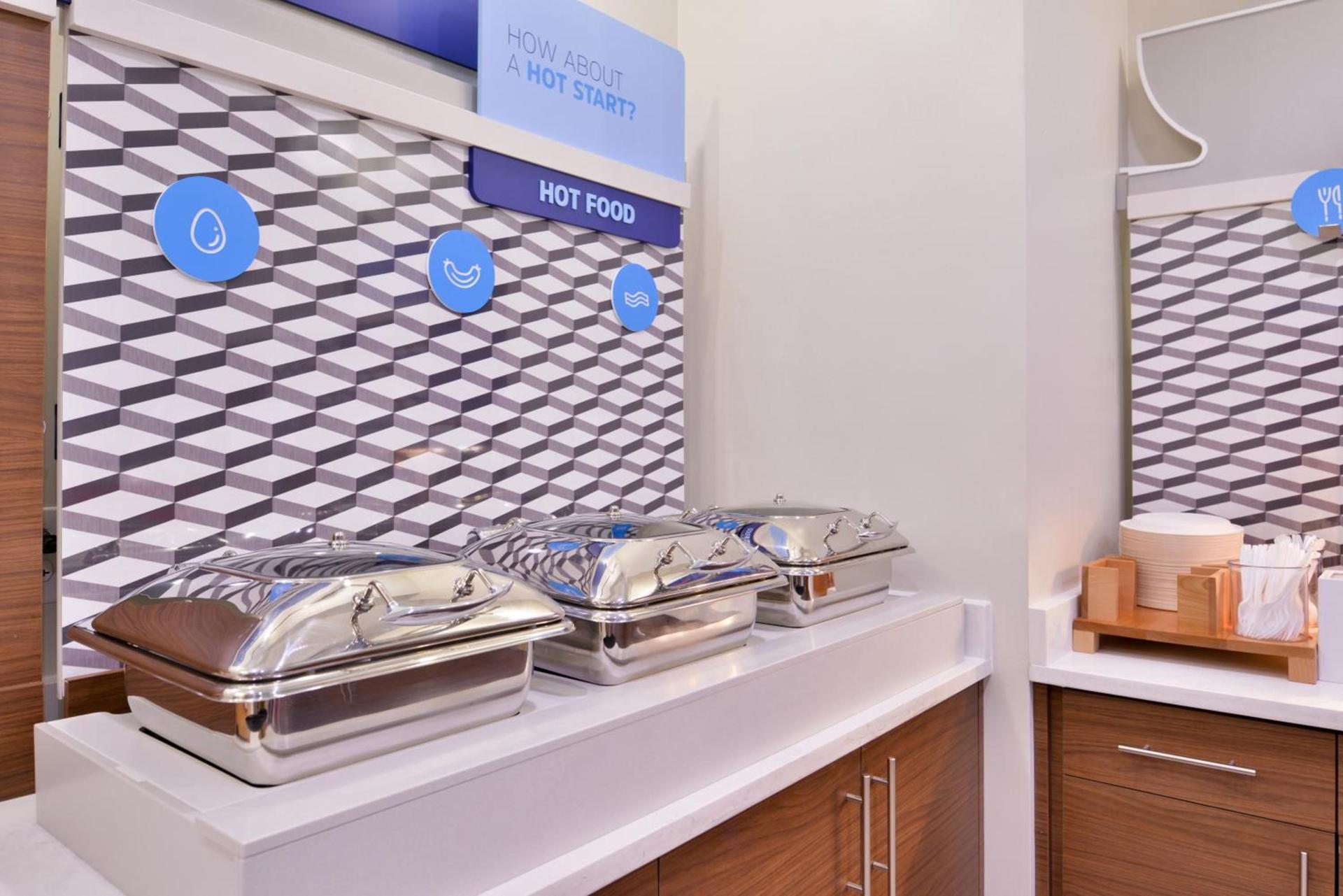 Holiday Inn Express New Orleans - Arts District by IHG photo 8