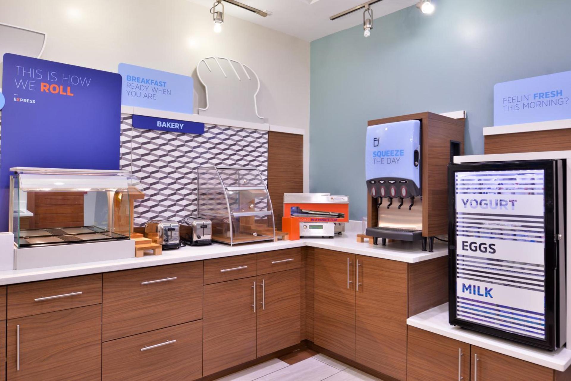 Holiday Inn Express New Orleans - Arts District by IHG photo 11