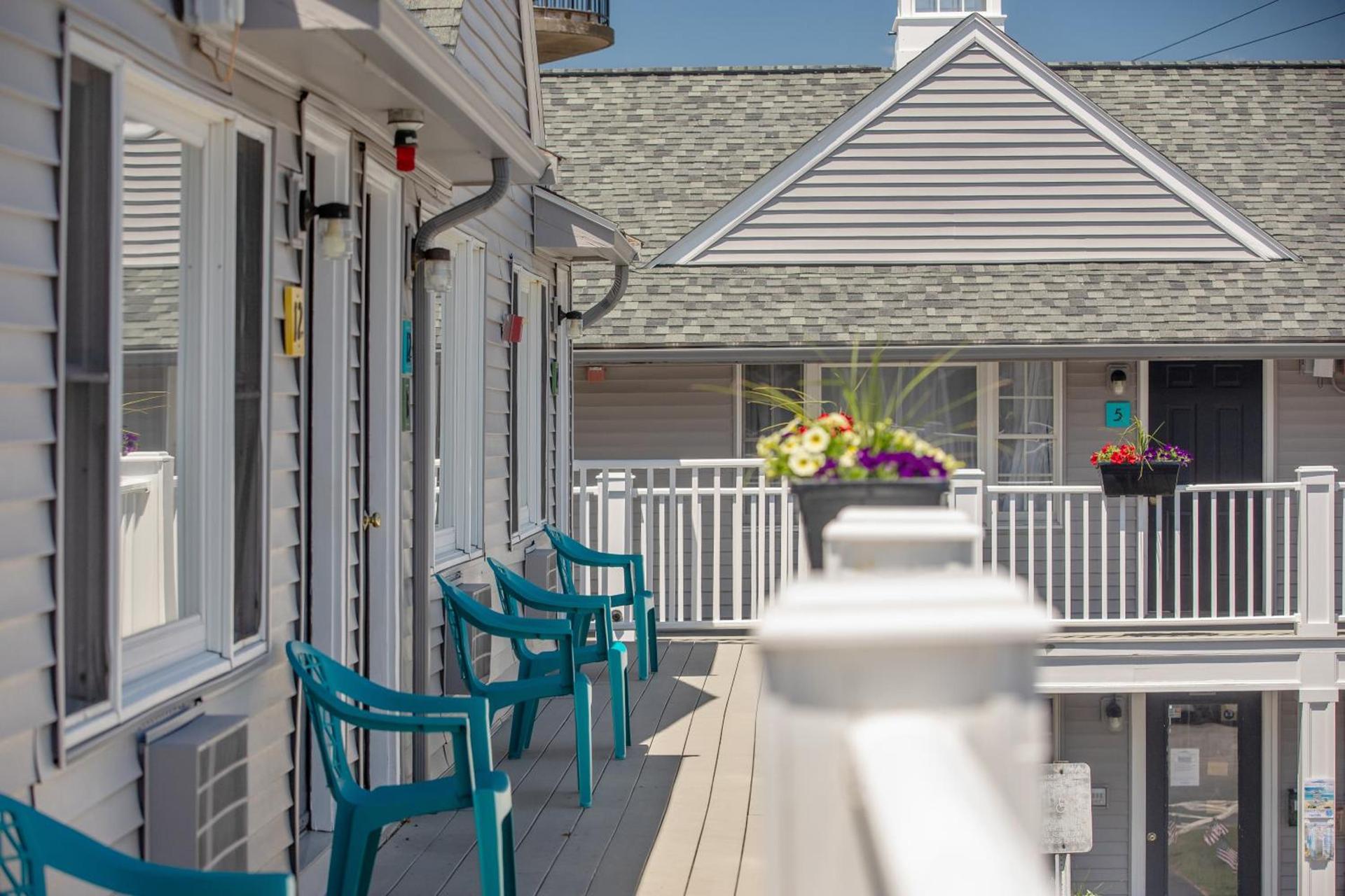 Ocean Inn on Nantasket Beach photo 33