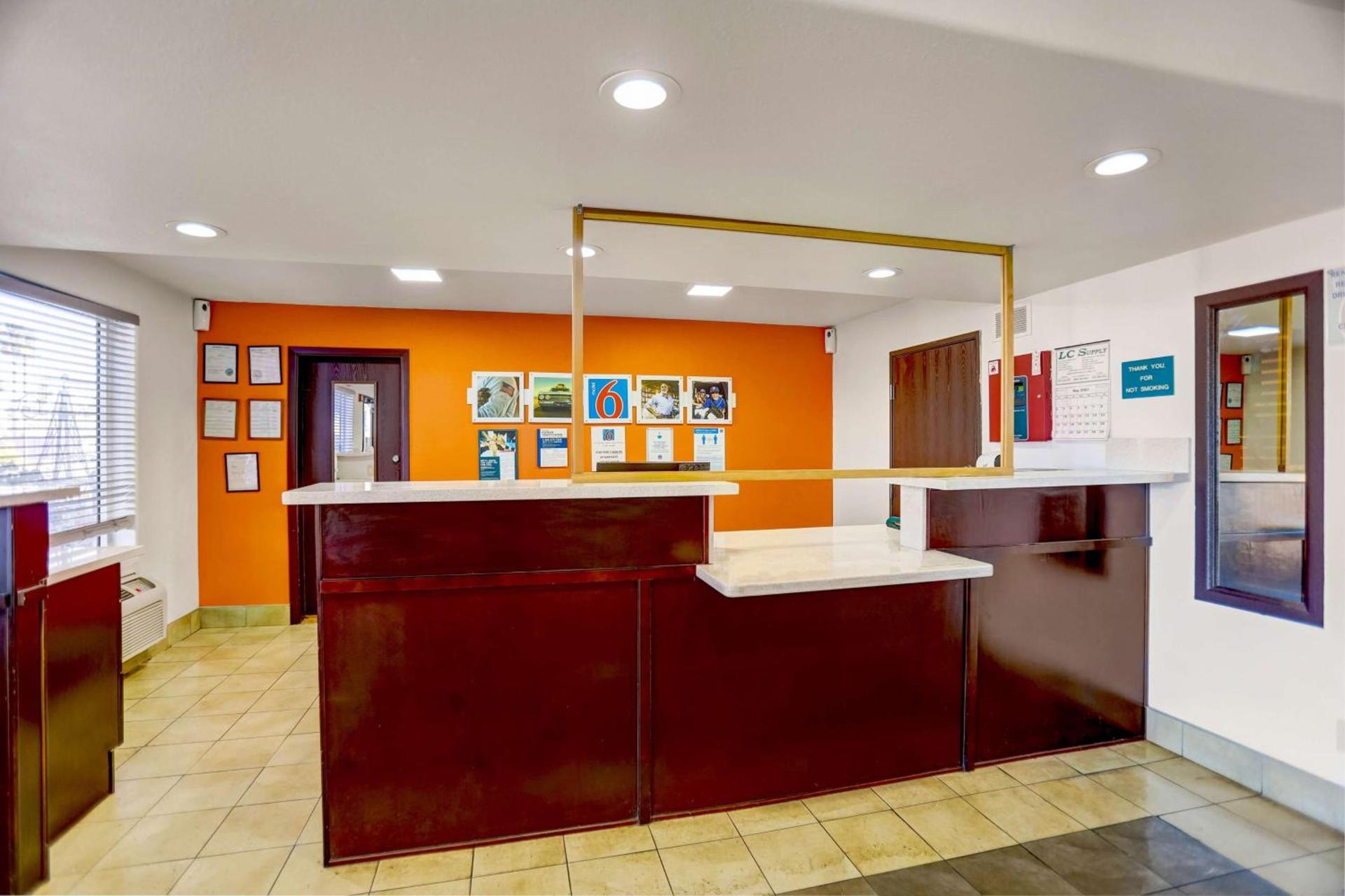 Americas Best Value Inn Apache Junction photo 21