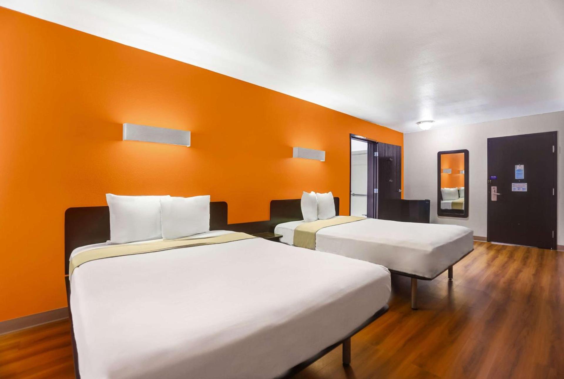 Americas Best Value Inn Apache Junction photo 12