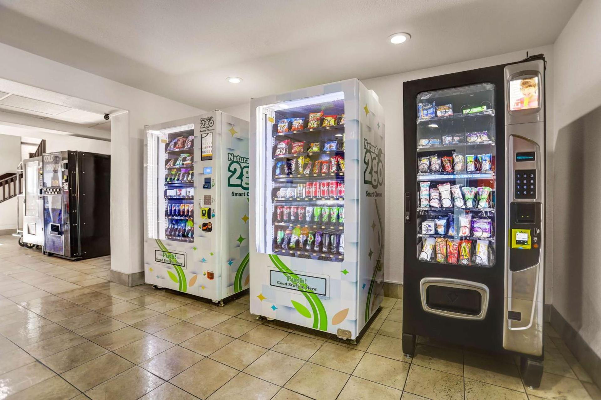 Americas Best Value Inn Apache Junction photo 24