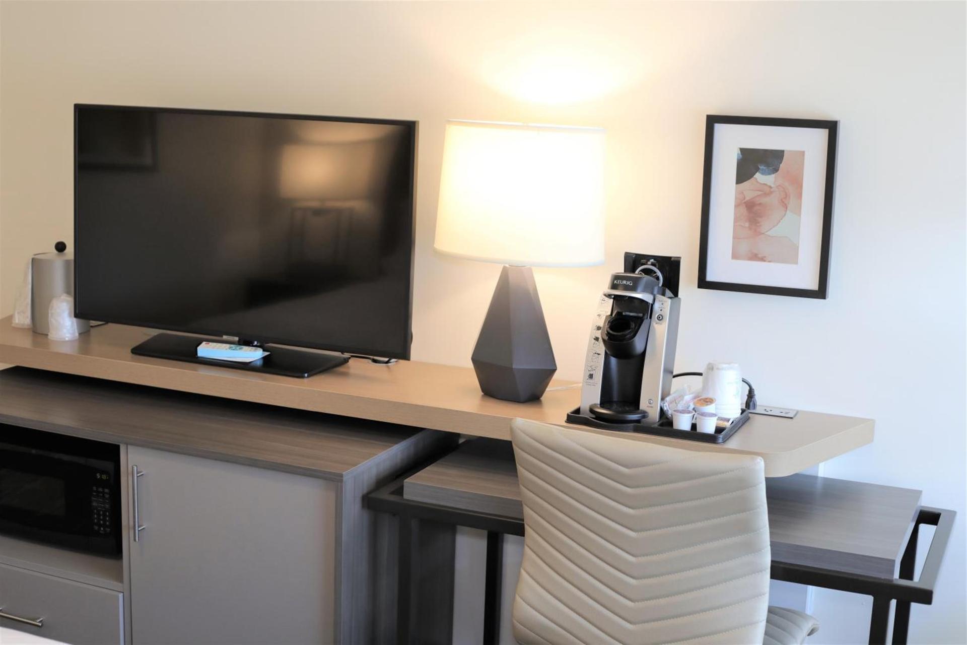 Holiday Inn & Suites St. Cloud by IHG photo 11