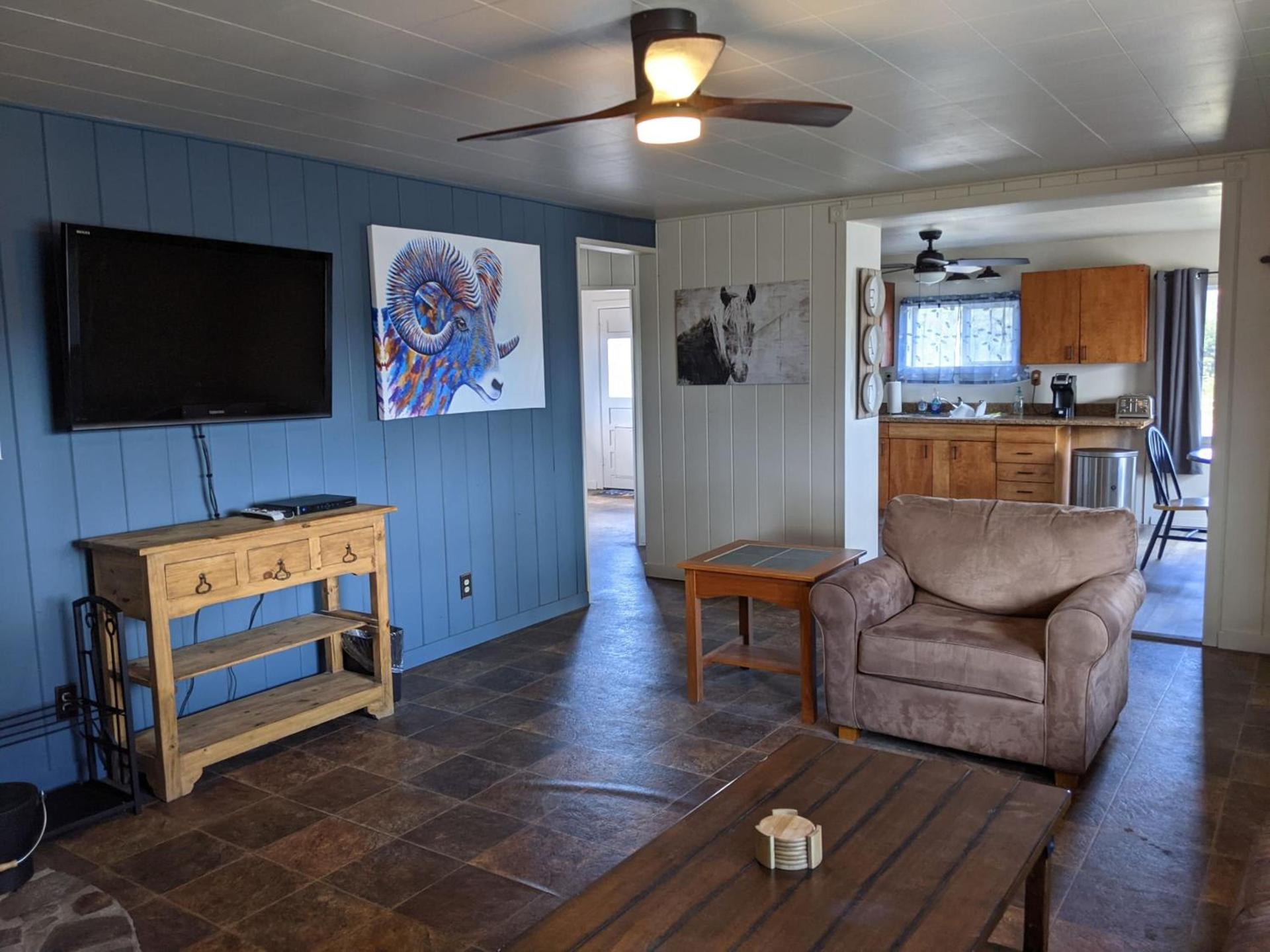 Slackwater Inn photo 27