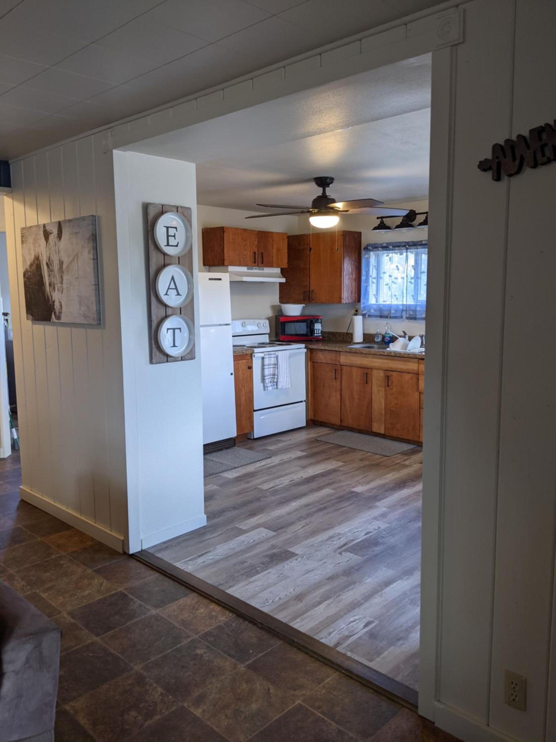 Slackwater Inn photo 24