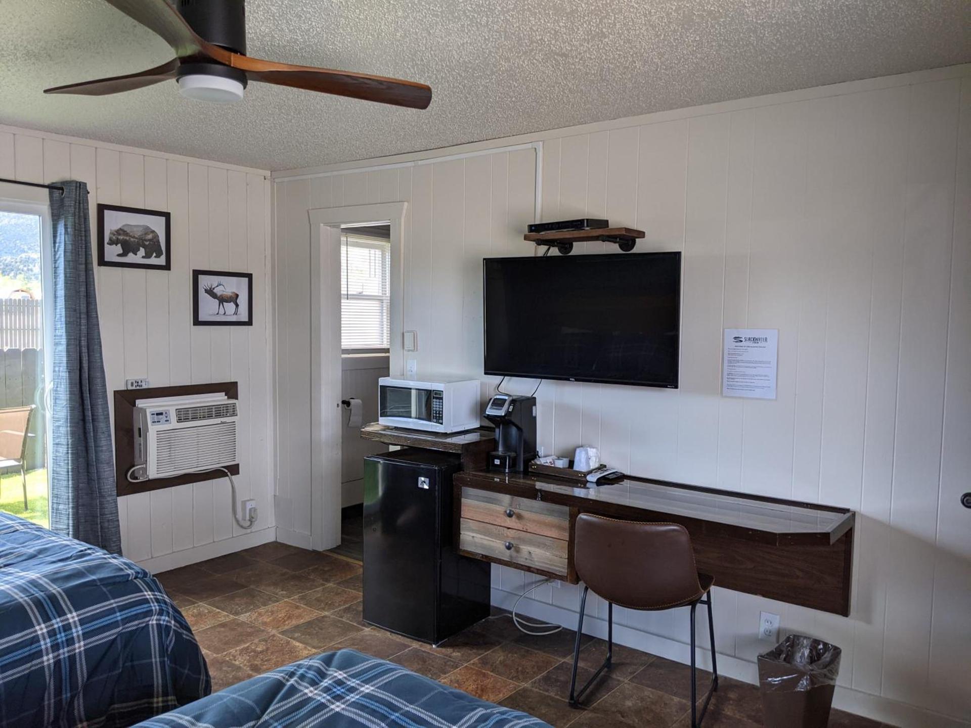 Slackwater Inn photo 7