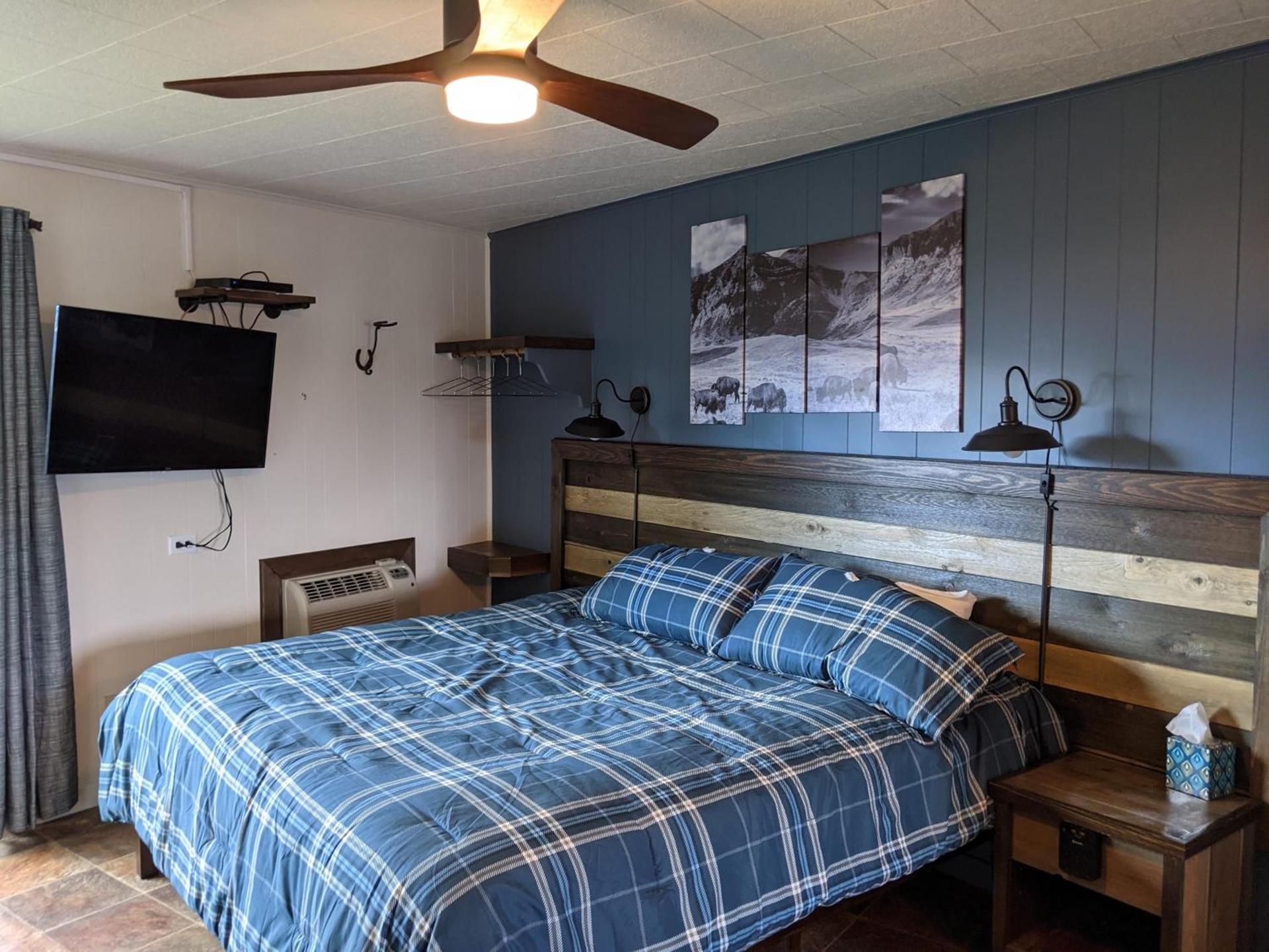 Slackwater Inn photo 13