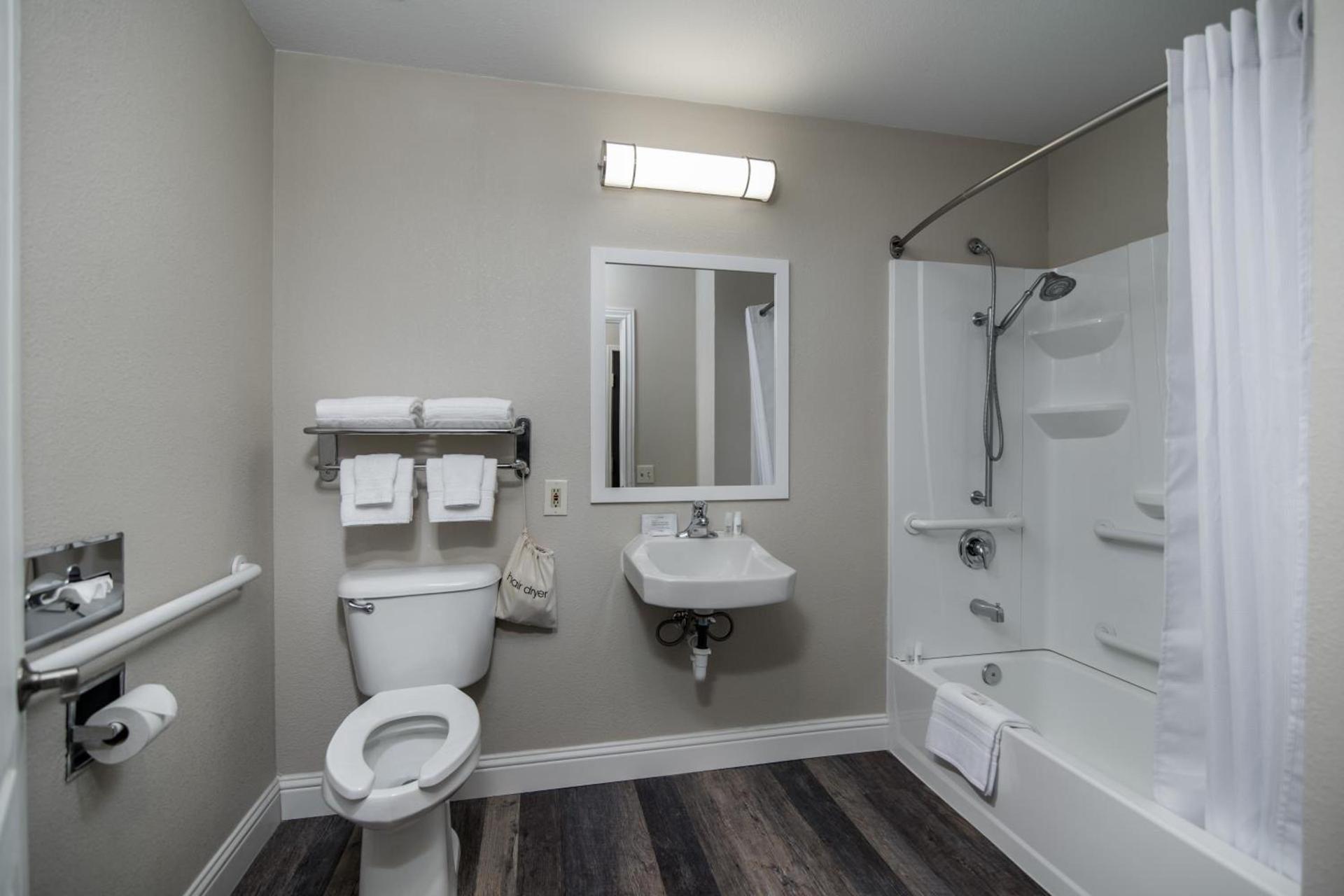 Hillside Inn Pagosa photo 29