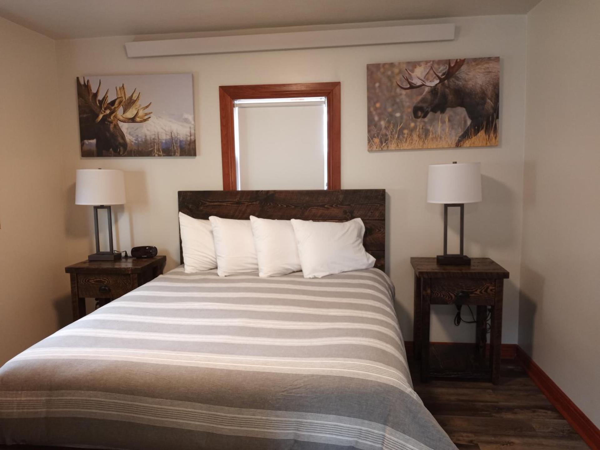 Yellowstone Riverside Cottages photo 51
