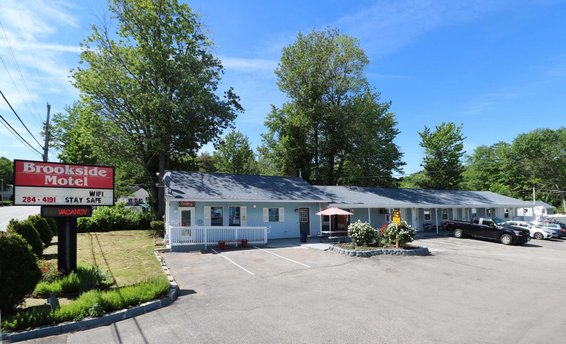 Brookside Inn & Cottages photo 5