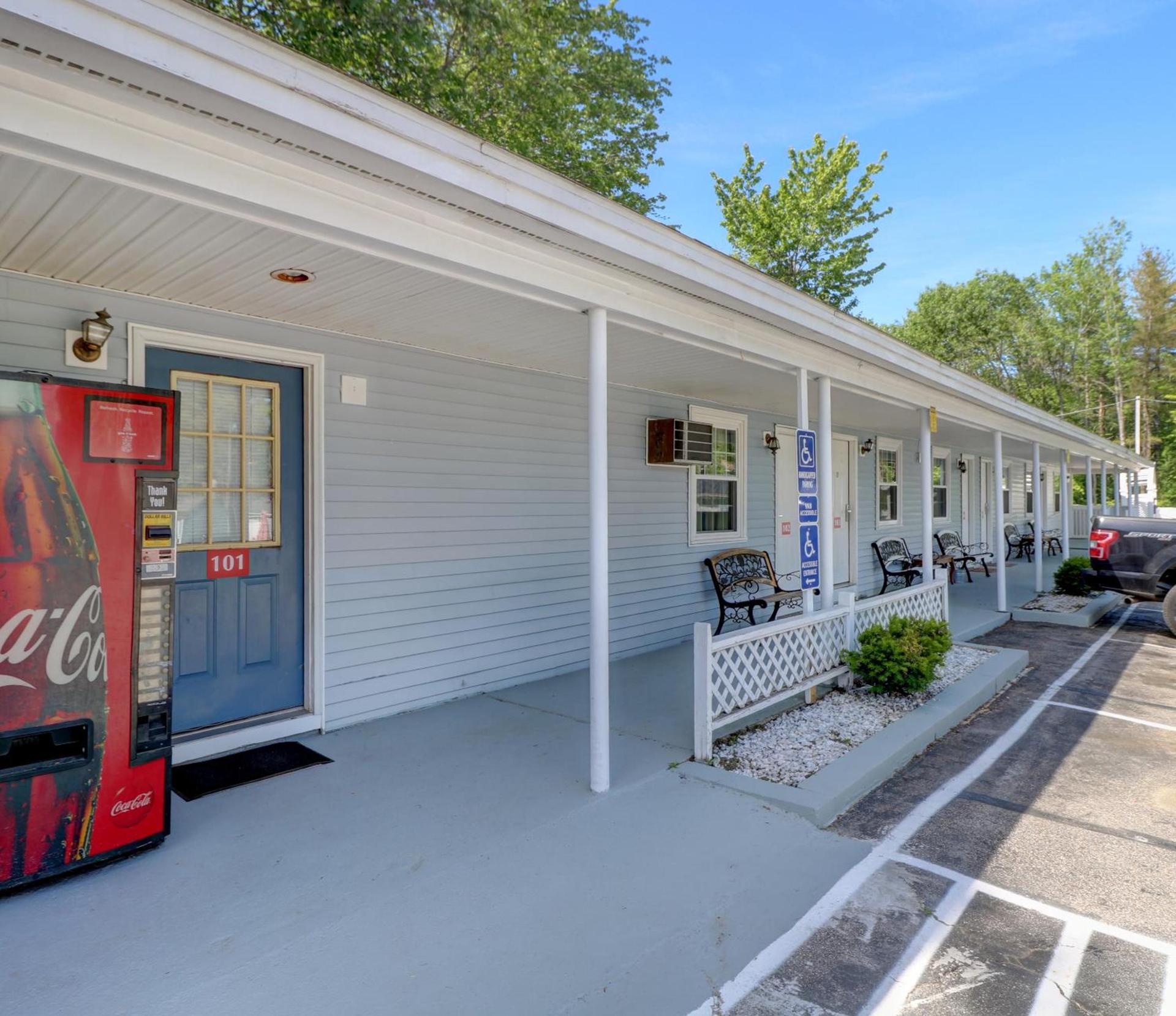 Brookside Inn & Cottages photo 13