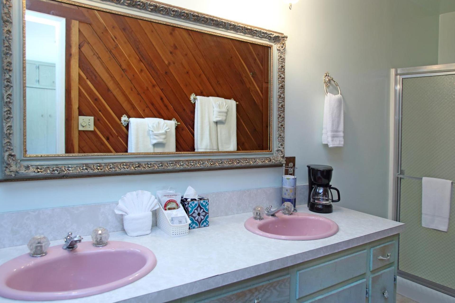 Kern Riverview Inn photo 19