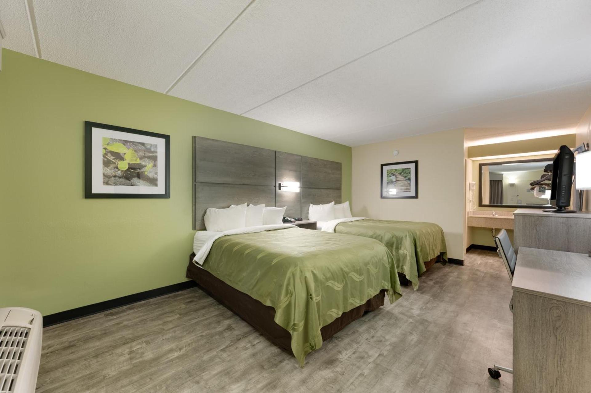 Quality Inn Airport - Southeast photo 19