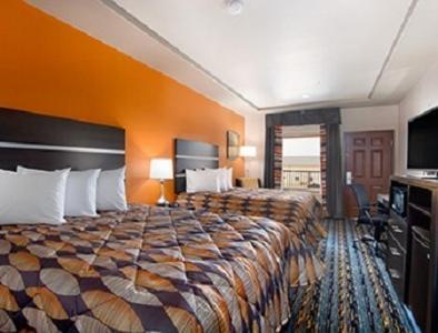 Days Inn by Wyndham Dilley photo 22