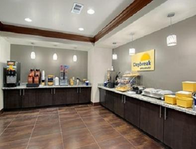 Days Inn by Wyndham Dilley photo 19