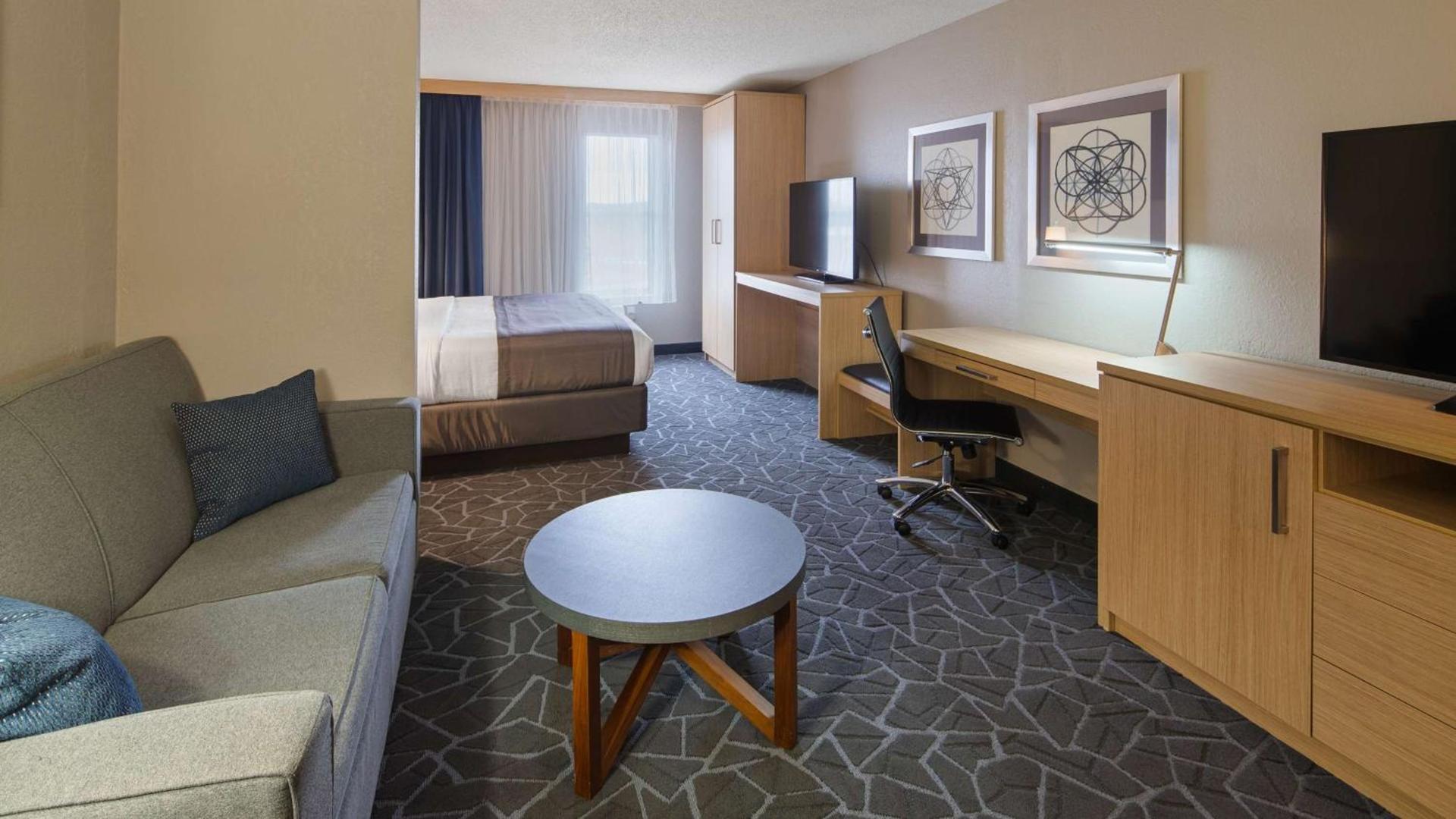 Best Western Eau Claire South photo 15