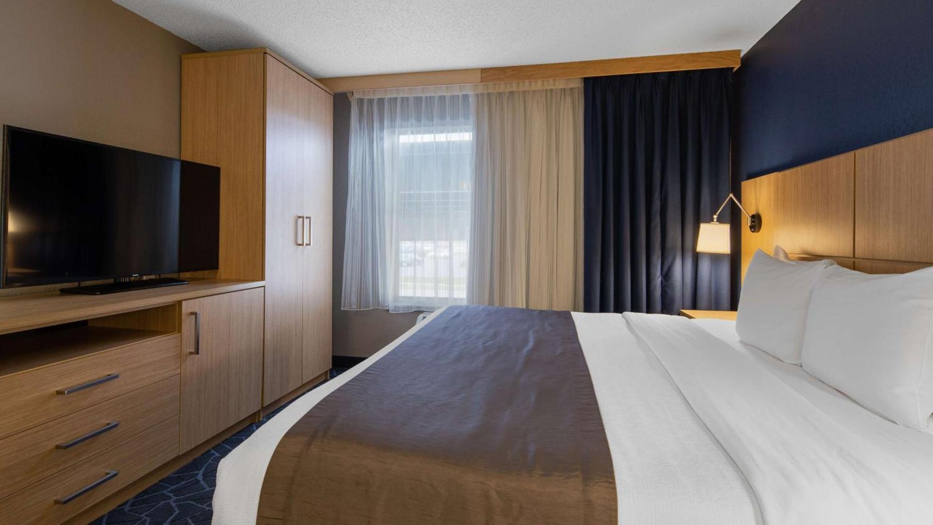 Best Western Eau Claire South photo 18