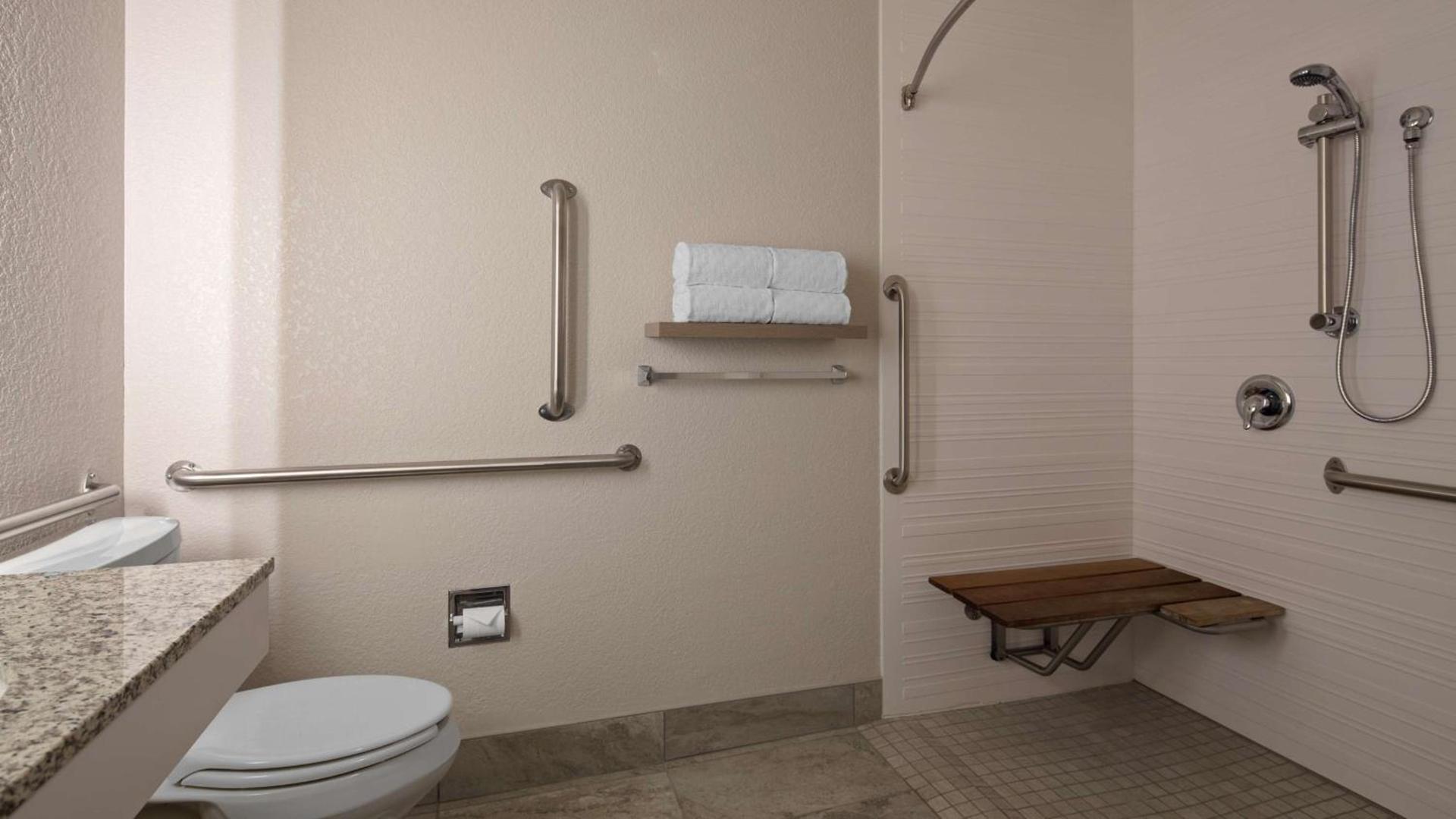 Best Western Eau Claire South photo 26