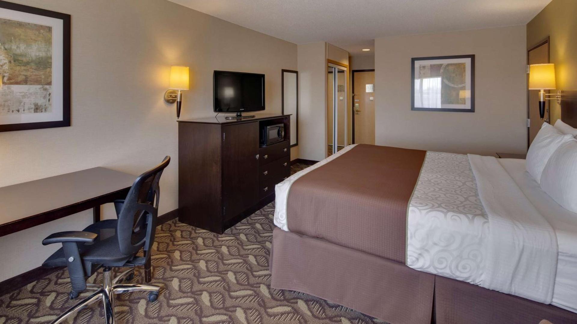 Best Western Pontiac Inn photo 13