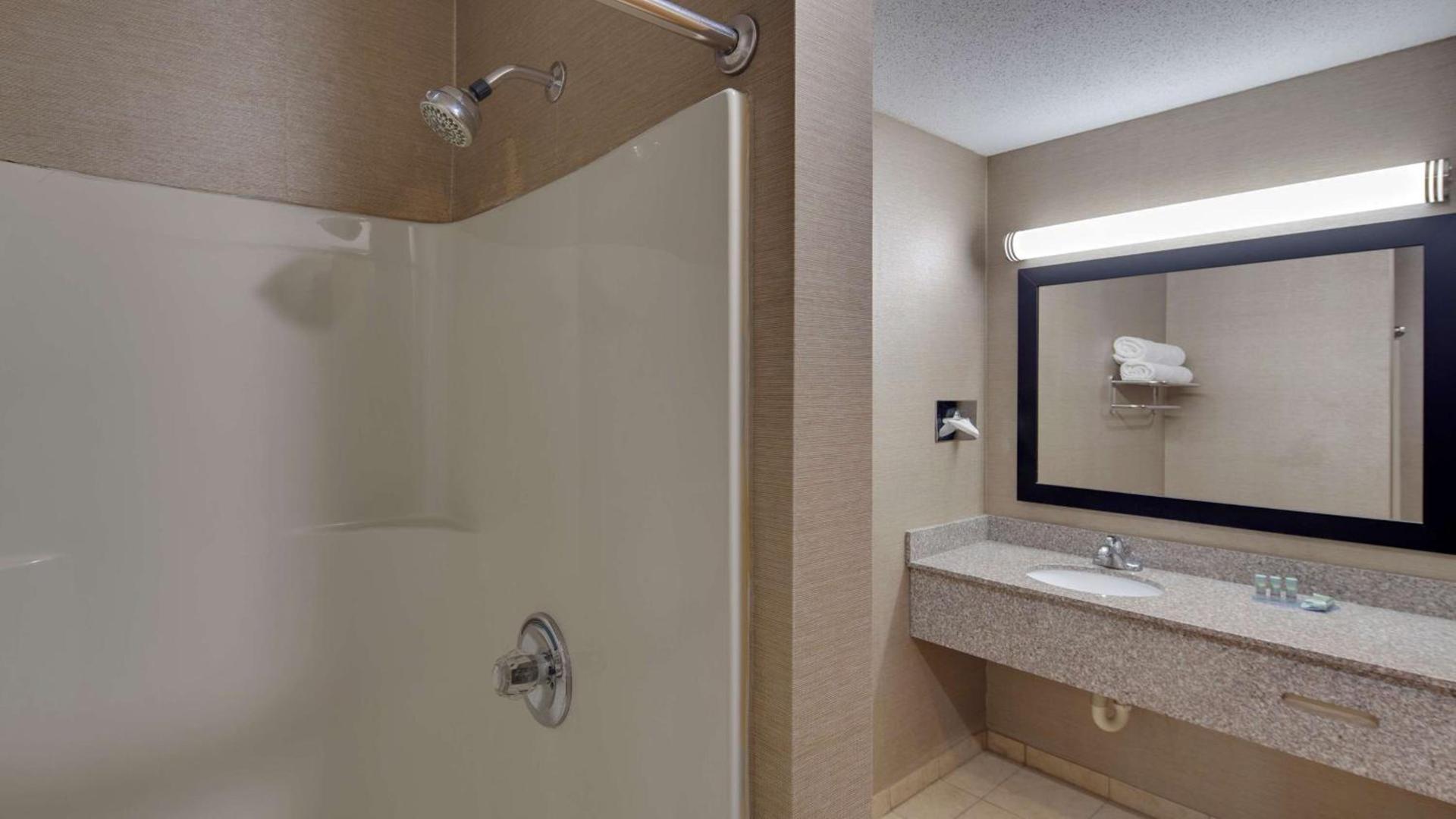 Best Western Pontiac Inn photo 16