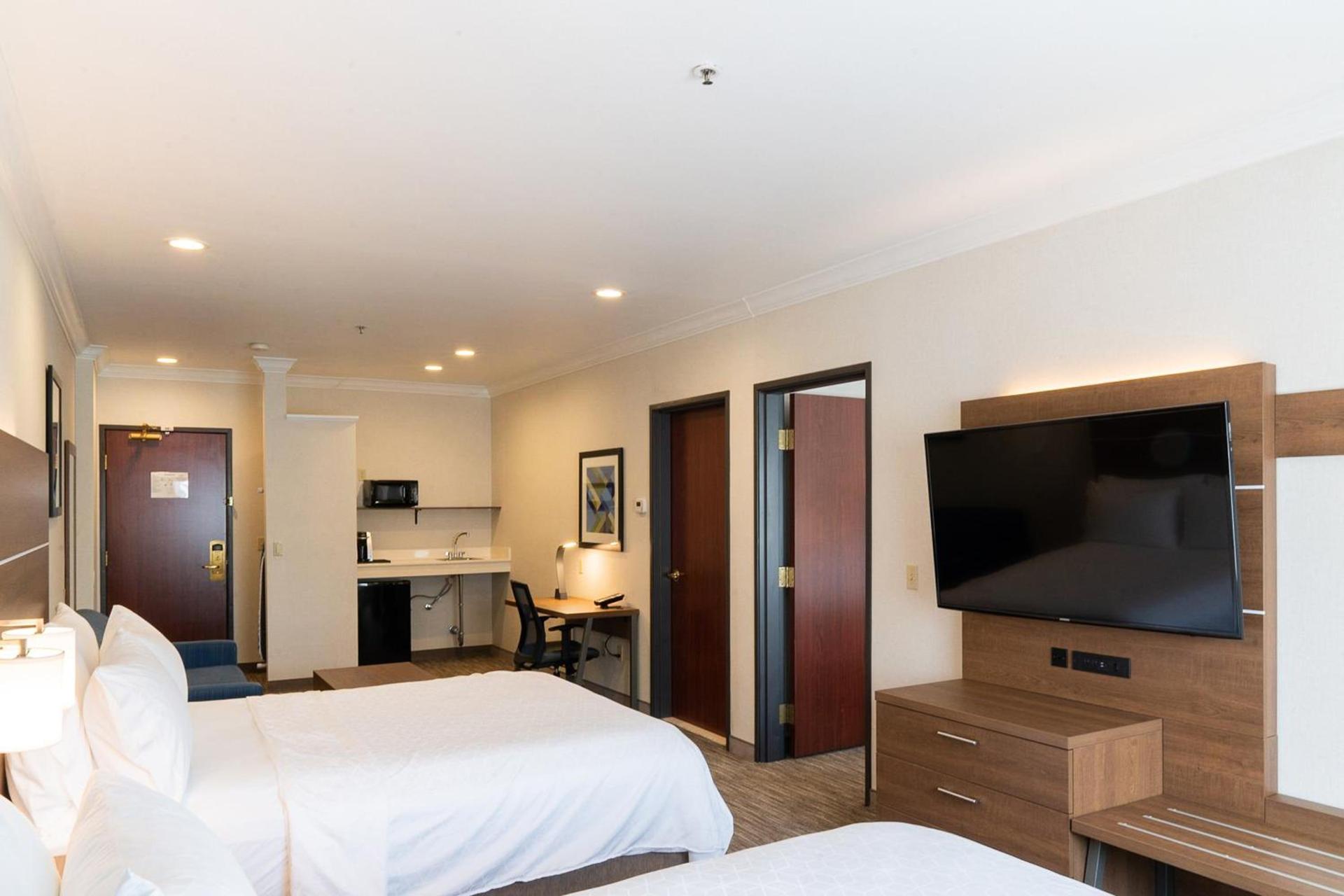 Holiday Inn Express Davis-University Area by IHG photo 68
