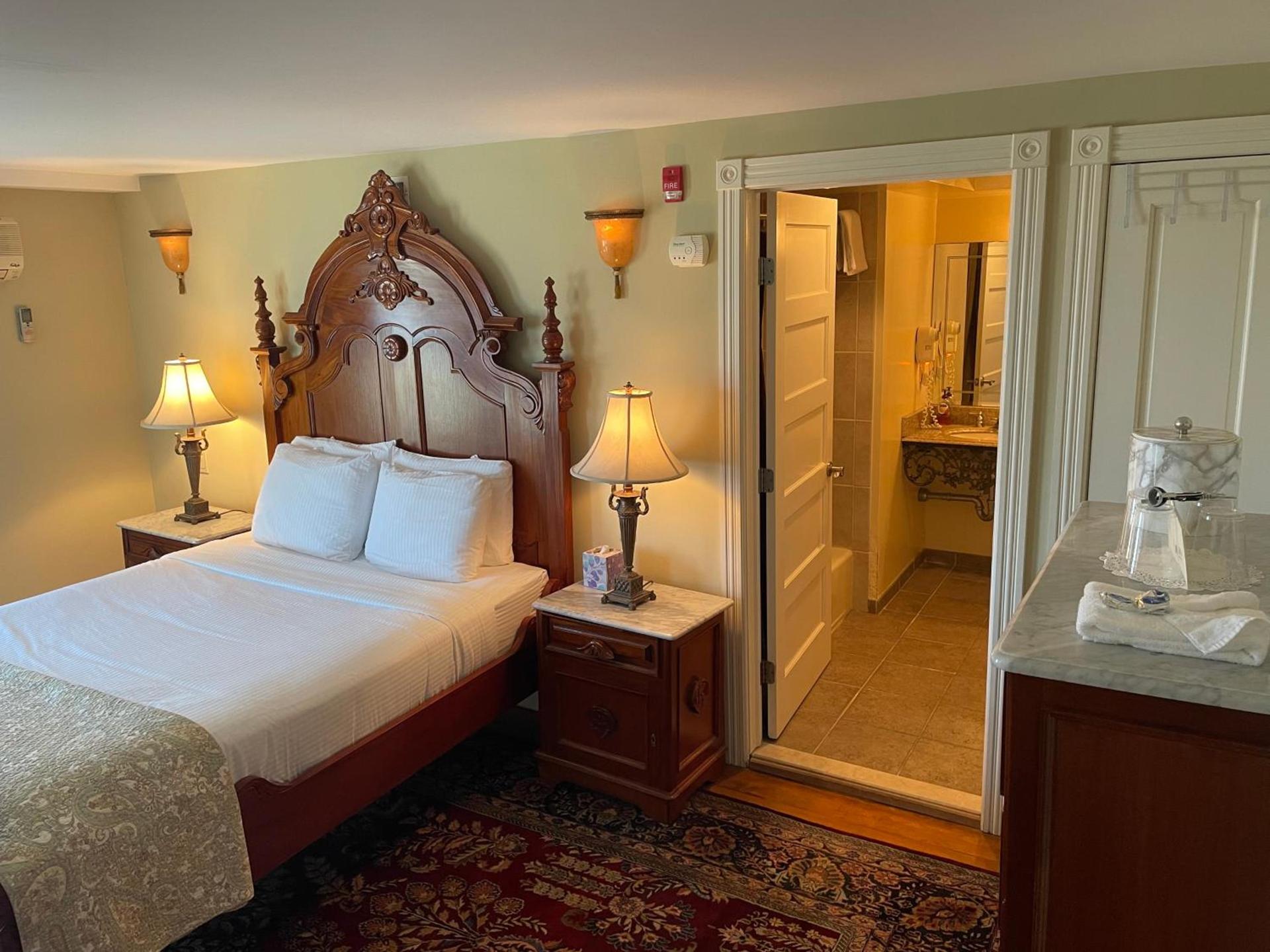Laingdon Hotel photo 25