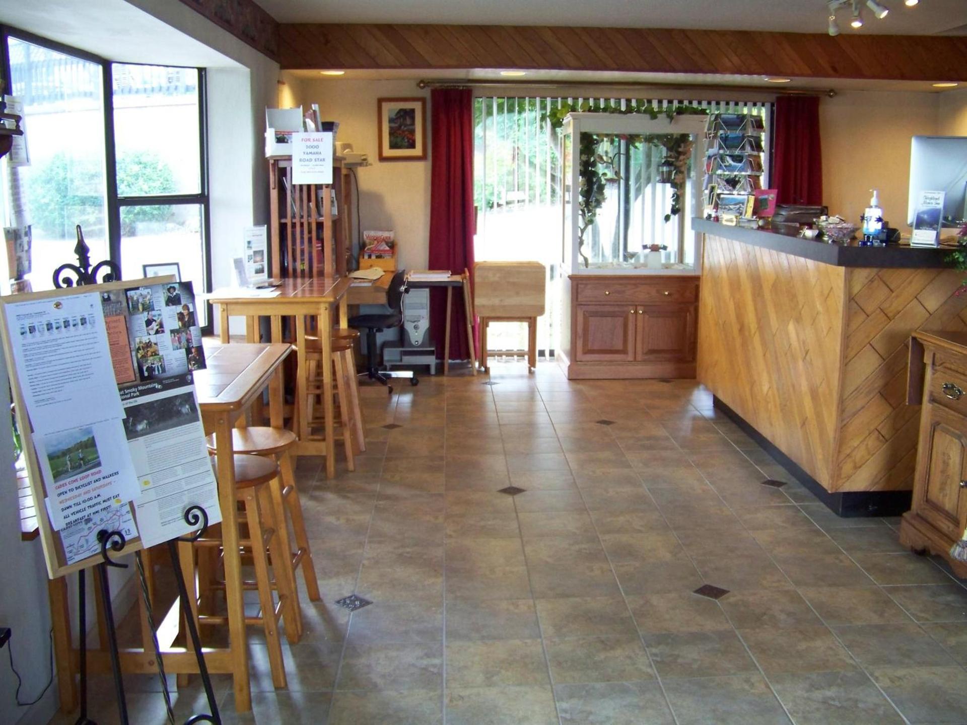Highland Manor Inn photo 25