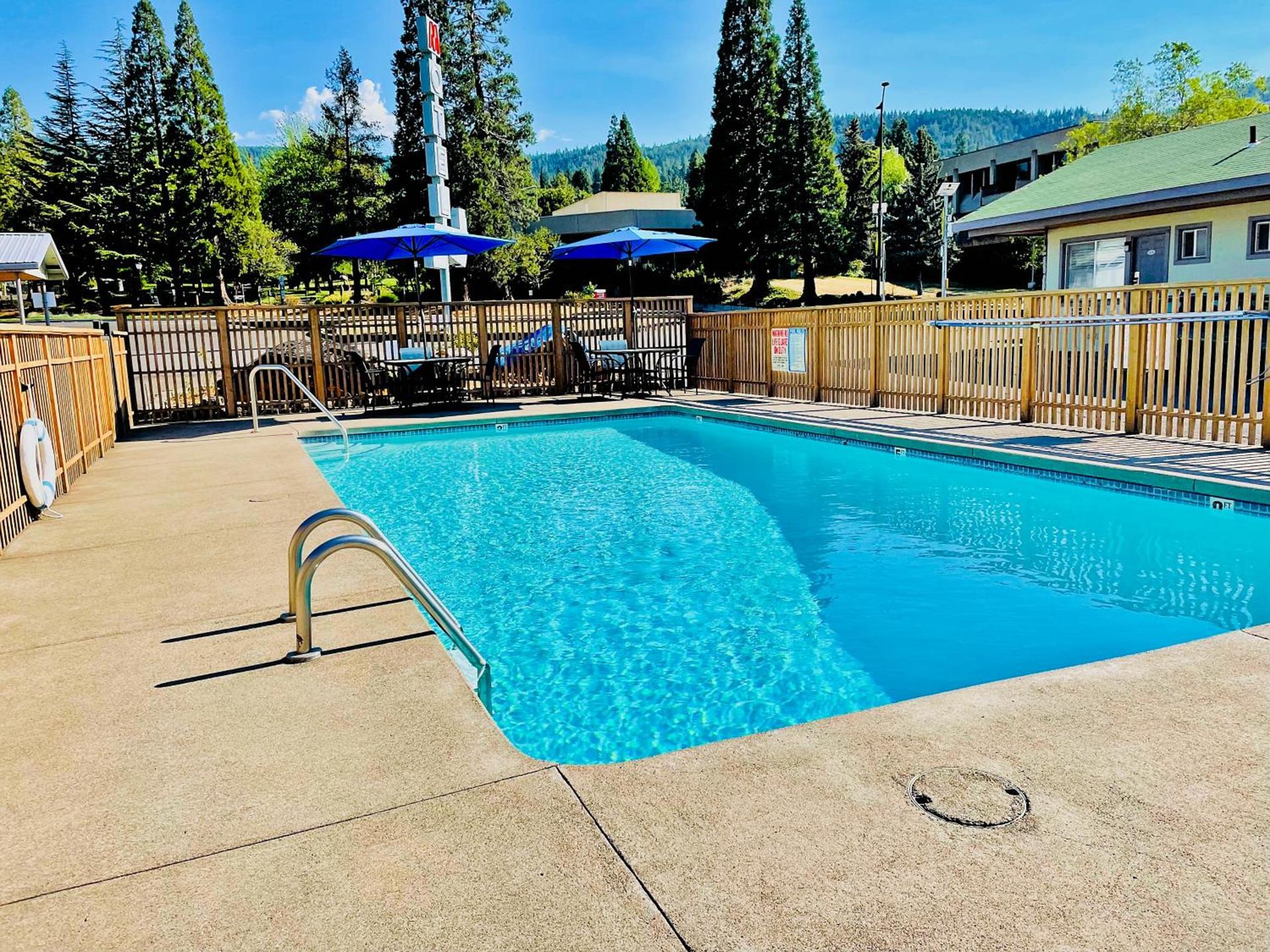 Ashland Motel - Oregon photo 16