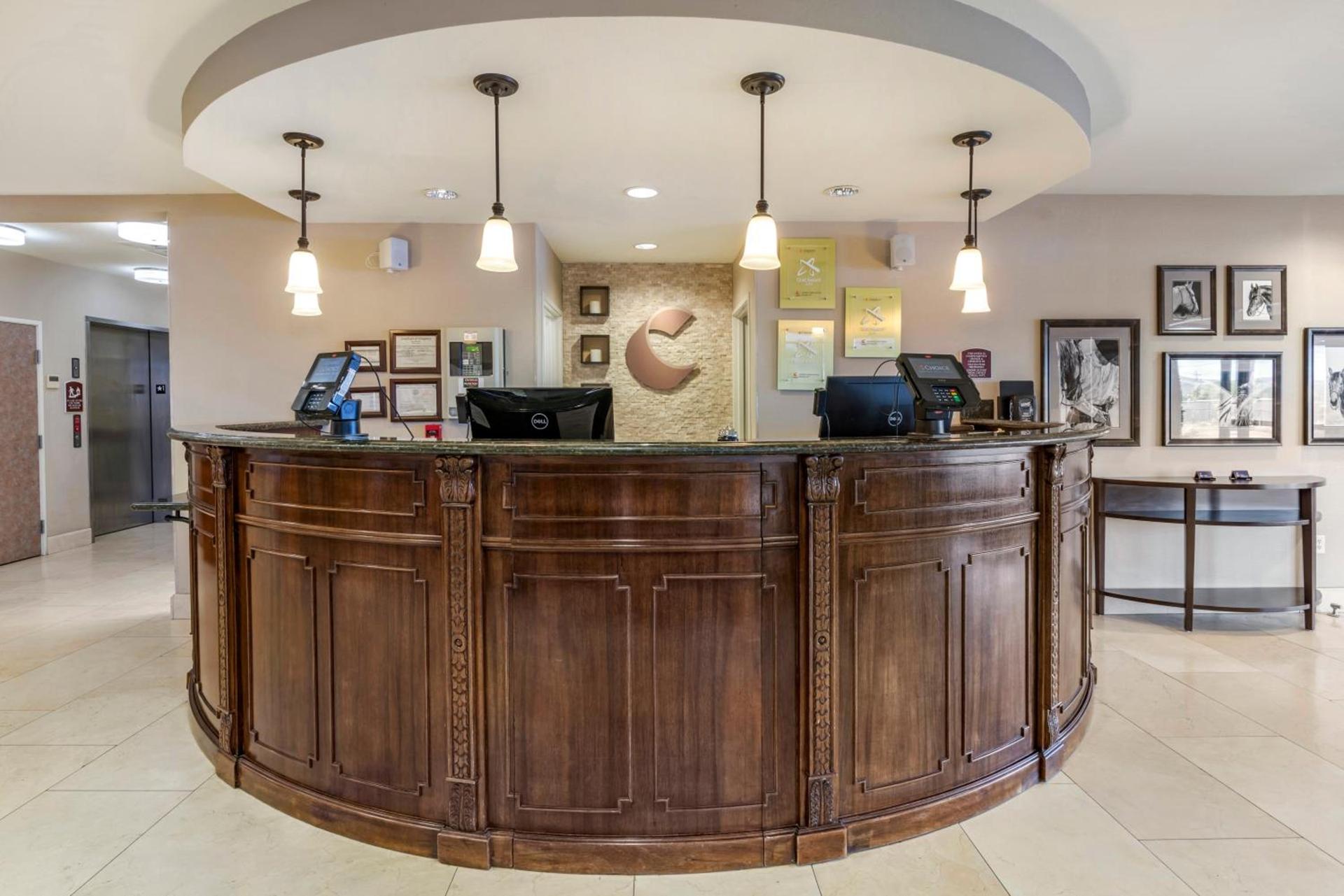 Comfort Suites Fernley photo 9
