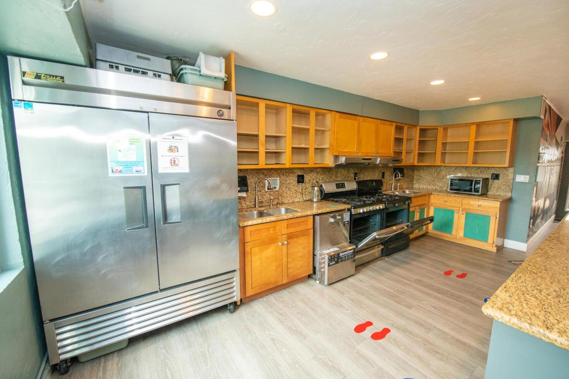 California Dreams Hostel - Ocean Beach photo 4
