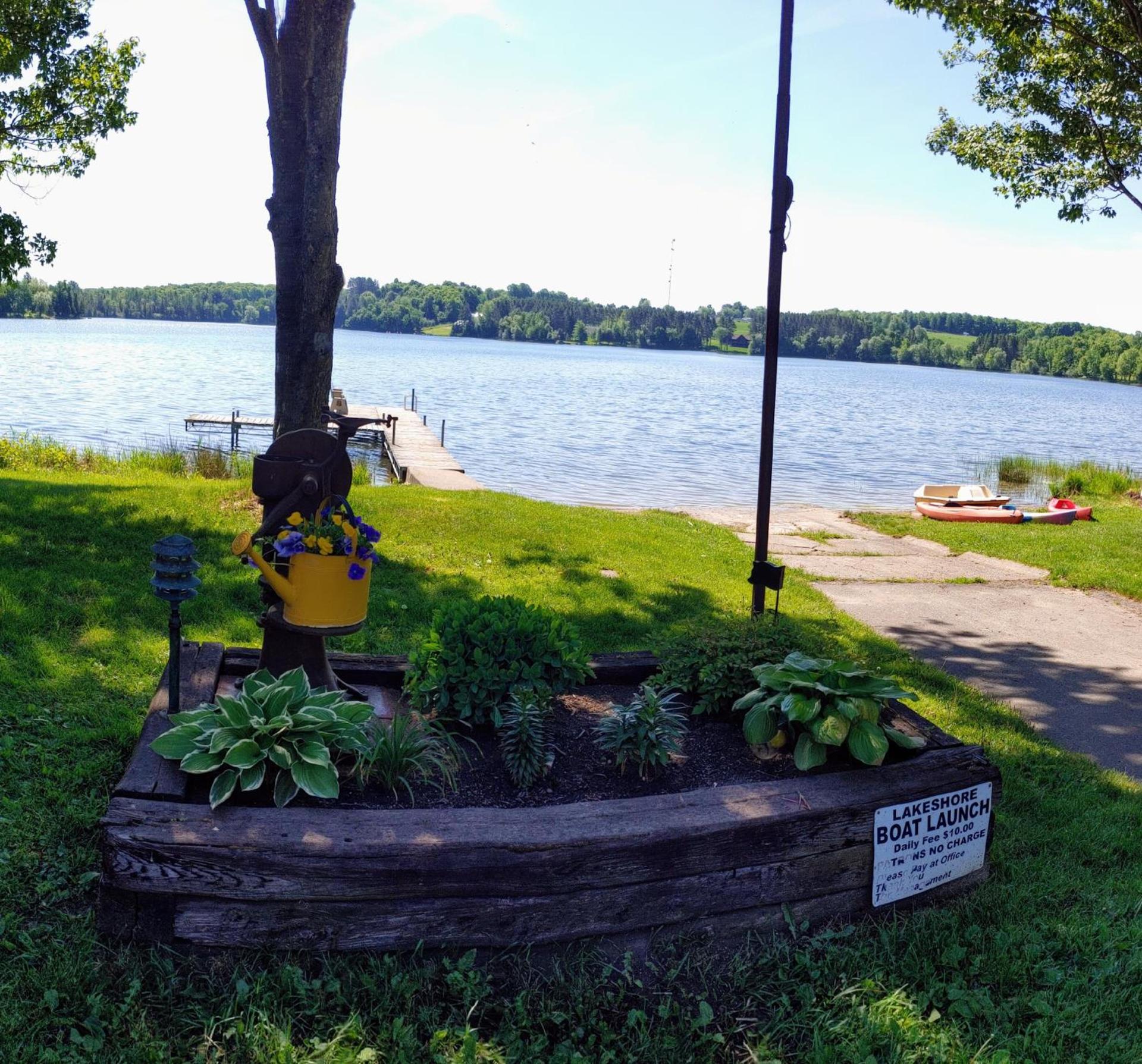Lakeshore Motel Ice Lake photo 7