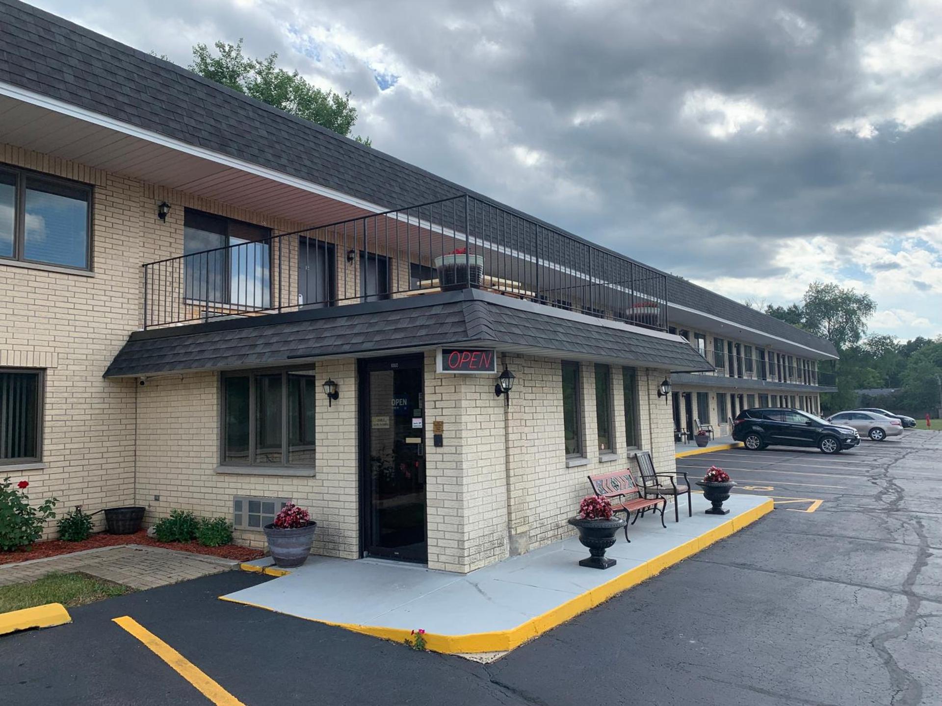 Geneva Wells Inn photo 36