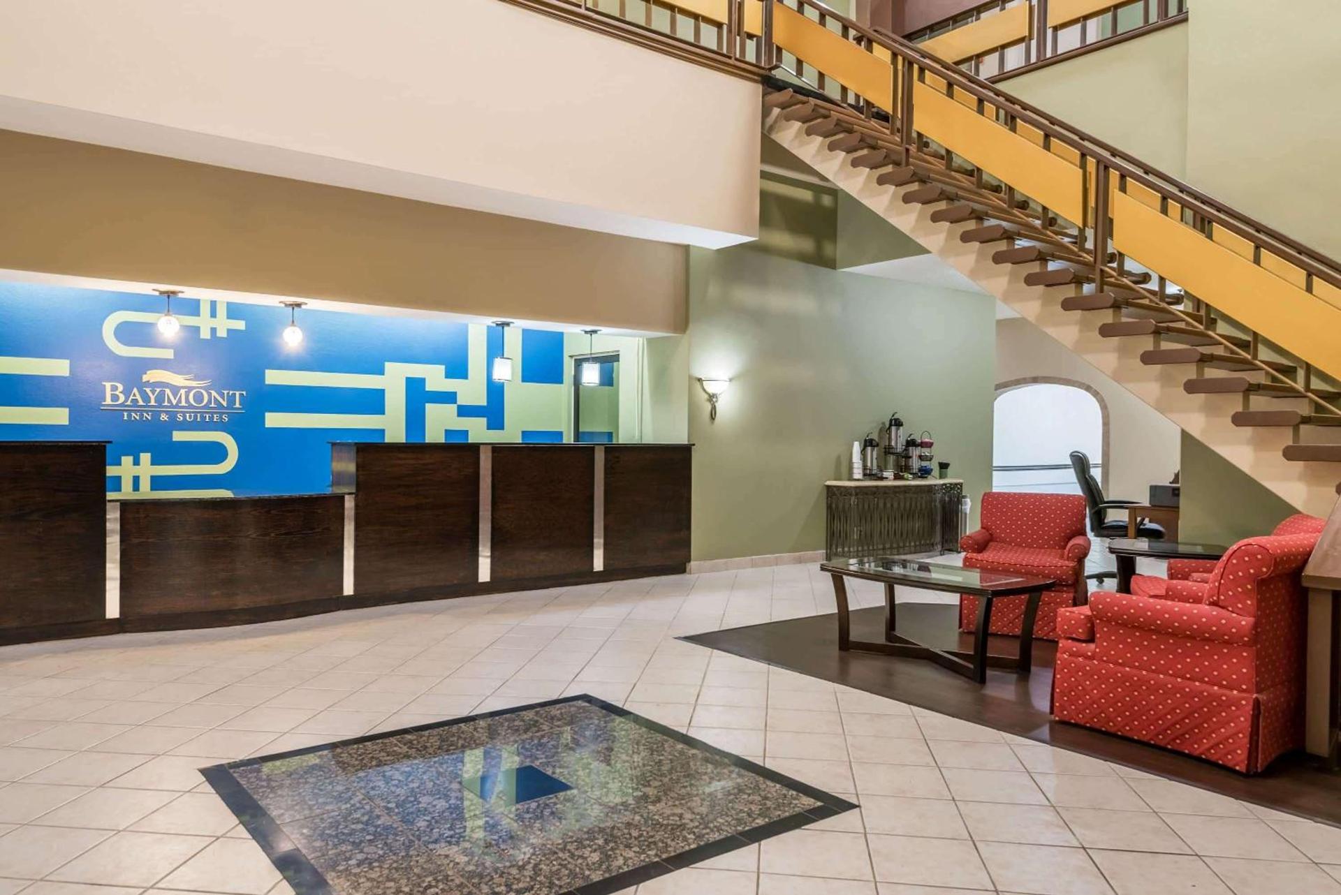 Baymont by Wyndham Kokomo photo 2