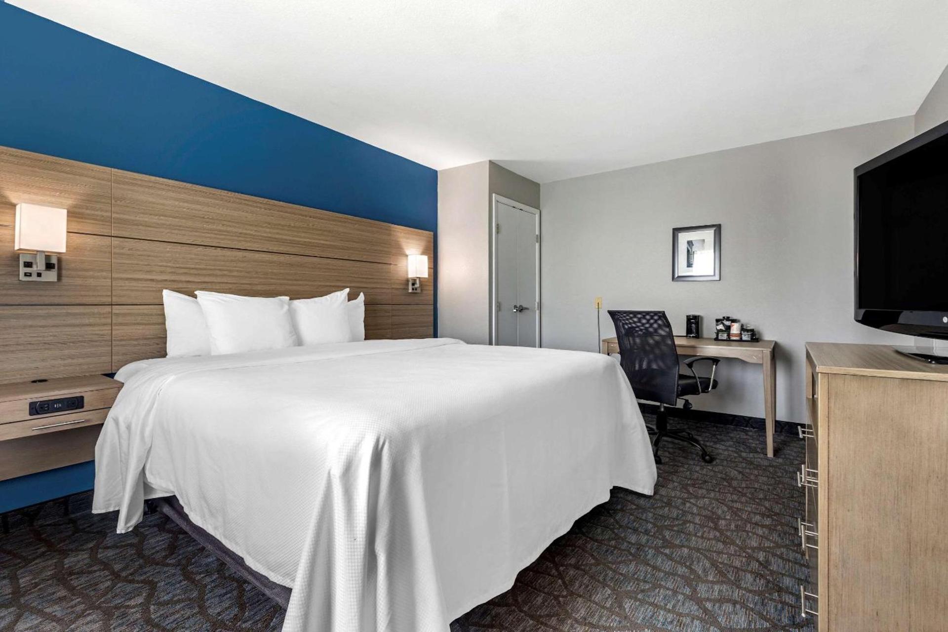 Comfort Inn & Suites Mansfield photo 27