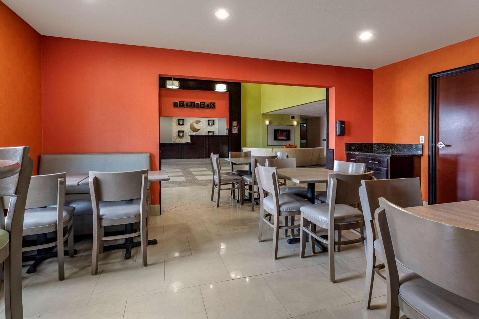 Comfort Inn & Suites Mansfield photo 38