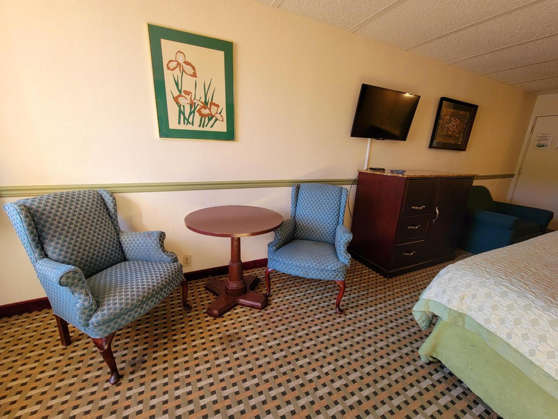 Town Inn photo 36