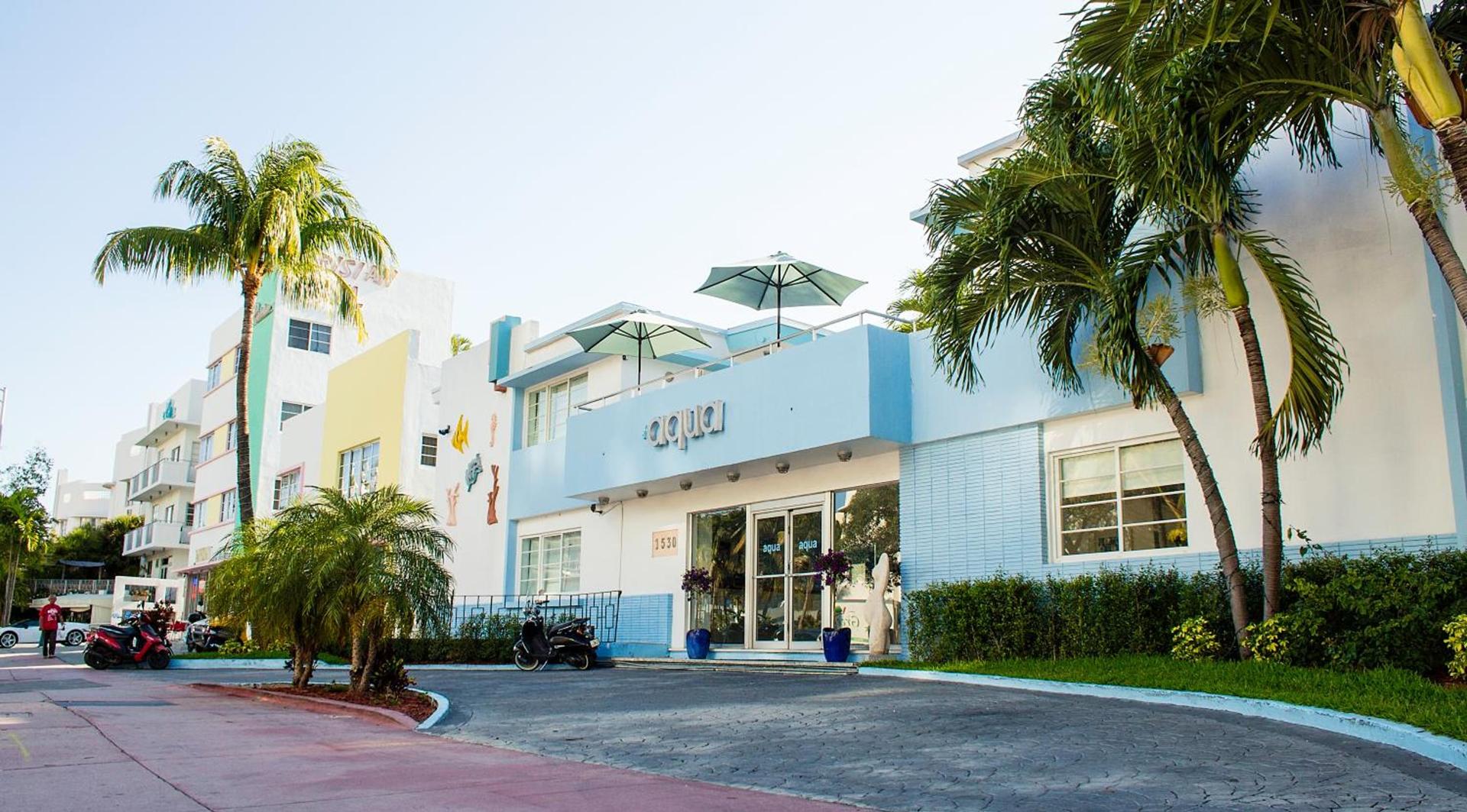Aqua Hotel & Suites photo 1