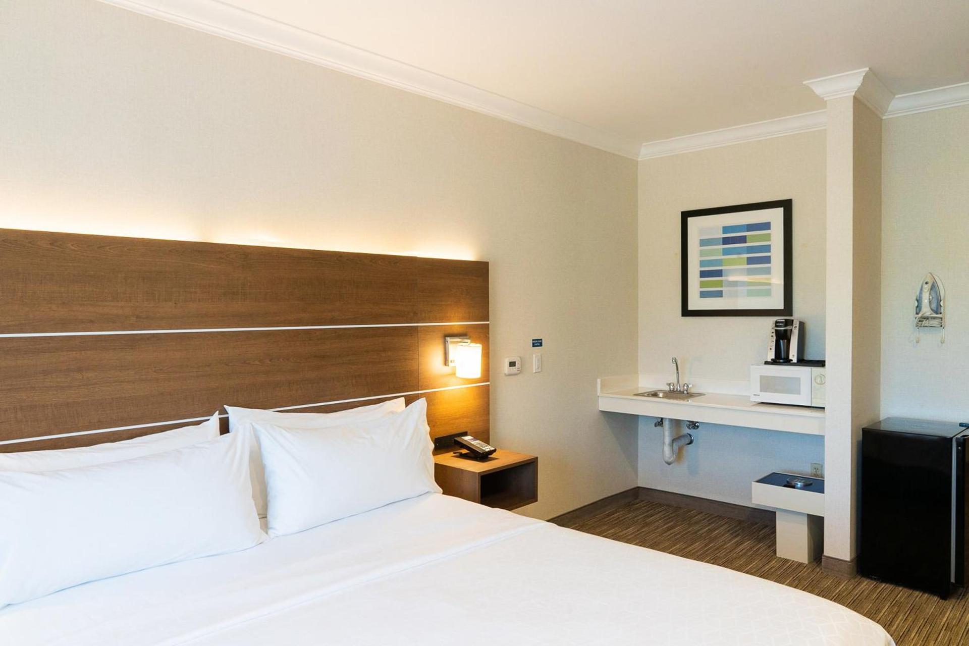 Holiday Inn Express Davis-University Area by IHG photo 44