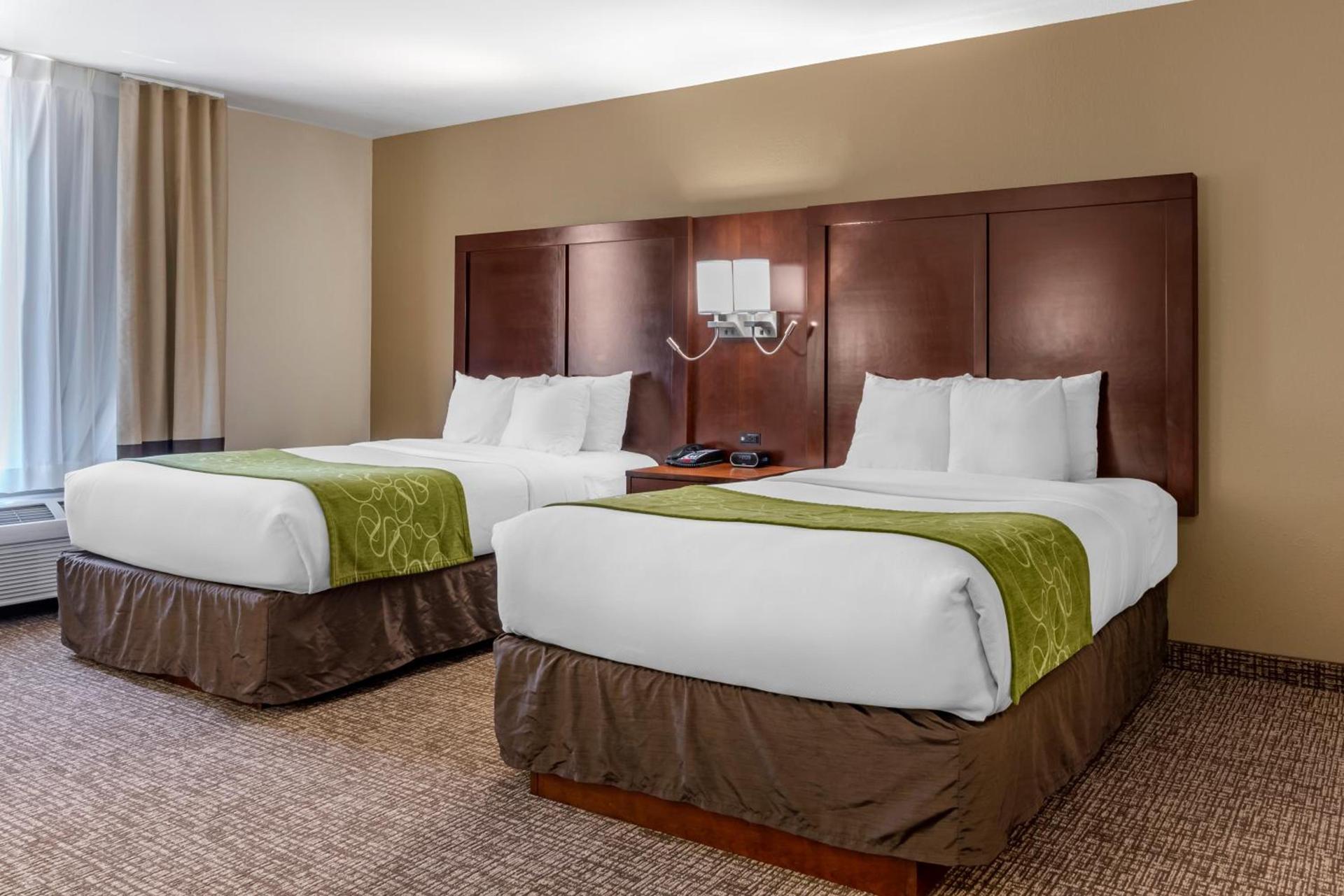 Comfort Suites Fernley photo 27