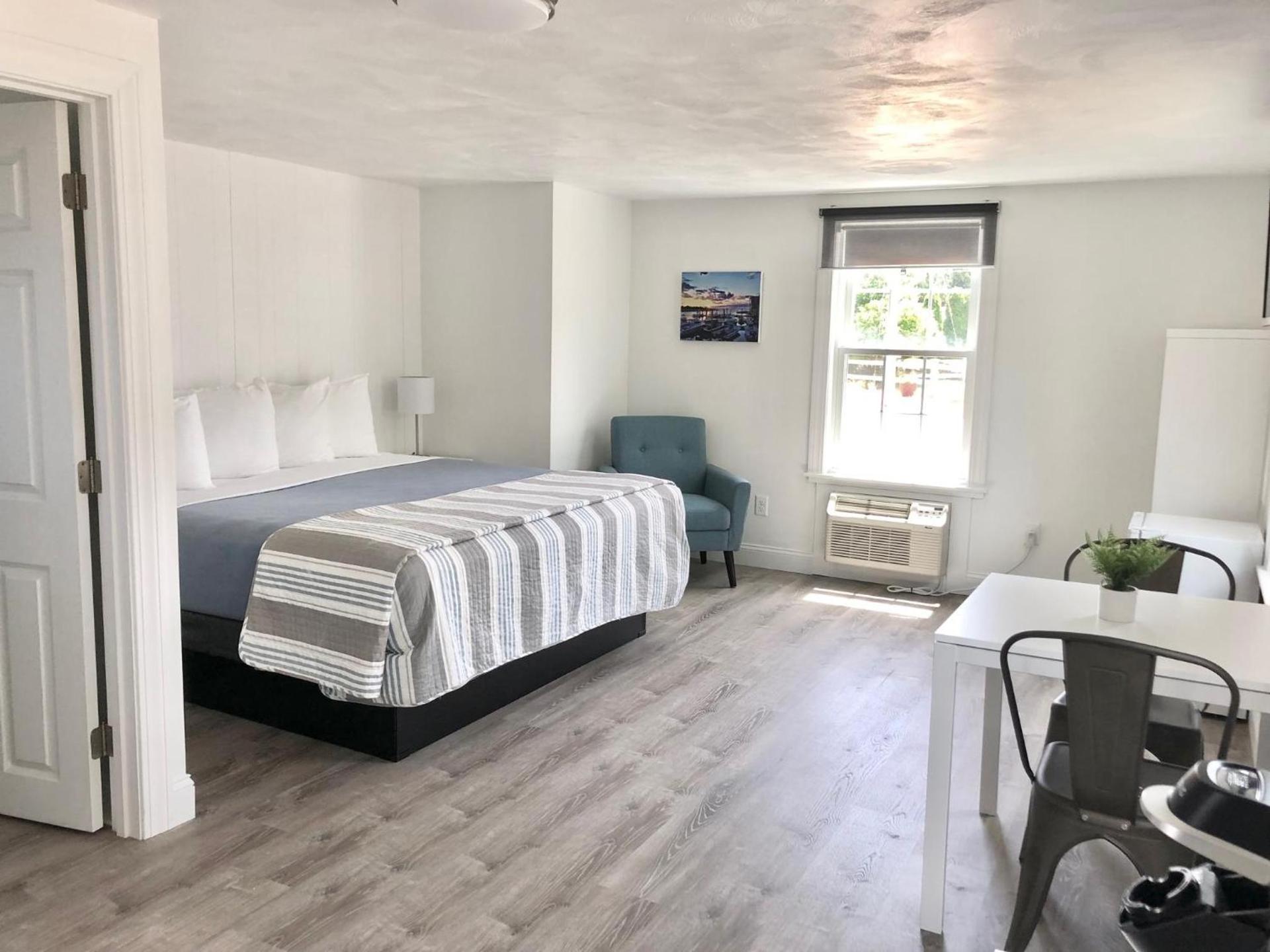 Kingfisher Oceanside photo 33