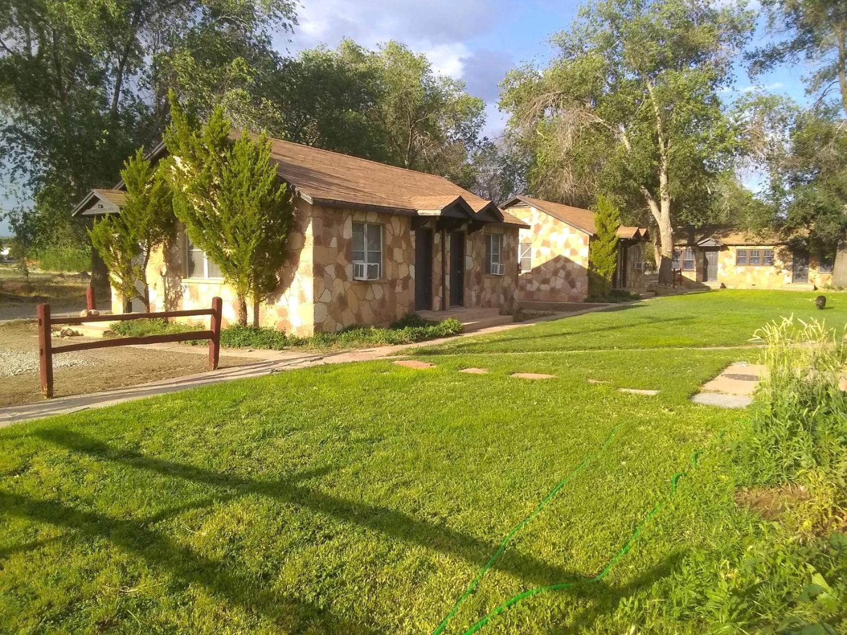 Grand Canyon Cabins photo 1